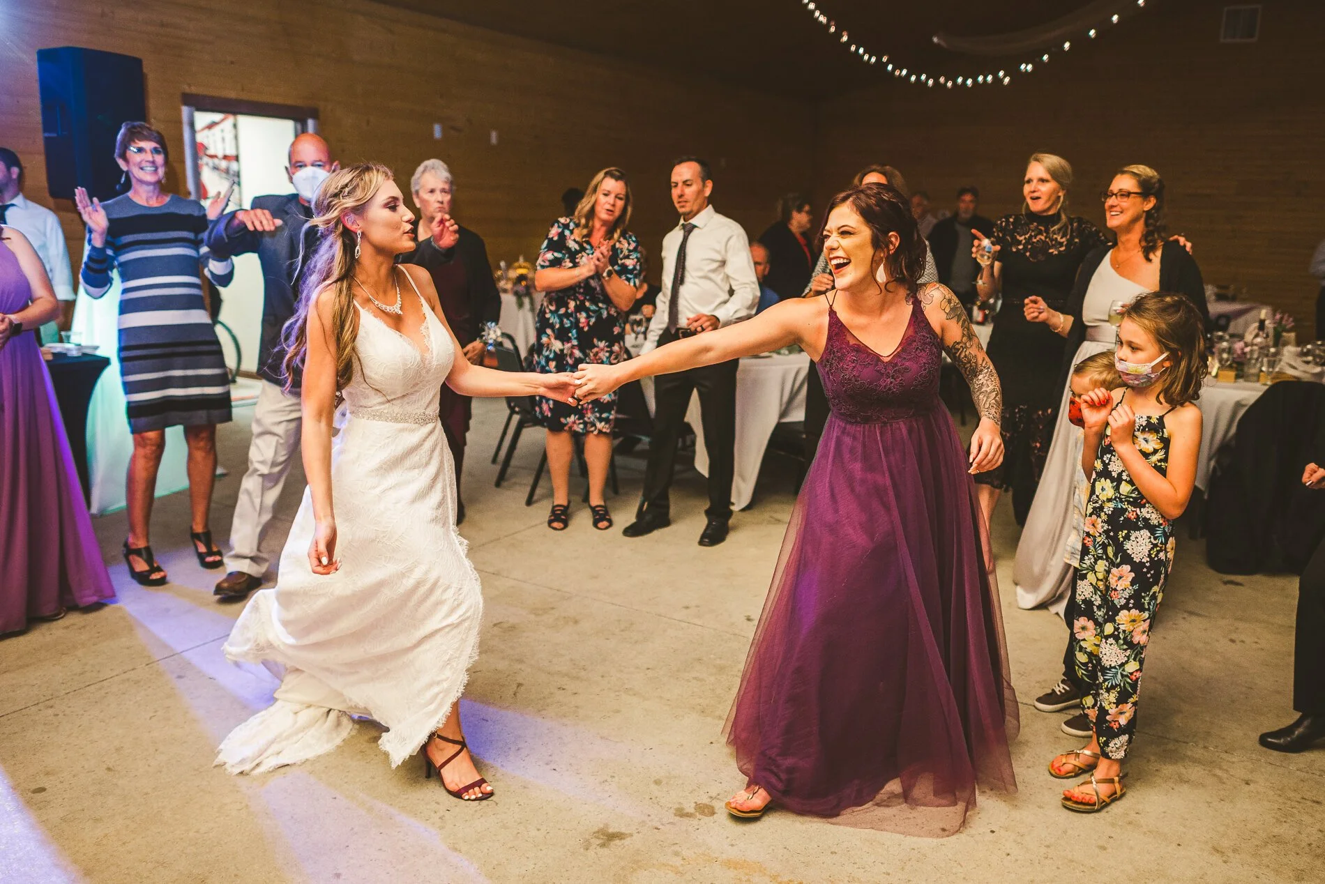 hidden lake winery aviston illinois wedding photography-29.jpg