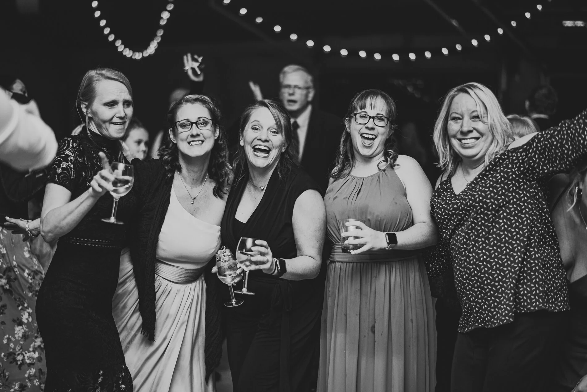 hidden lake winery aviston illinois wedding photography-32.jpg