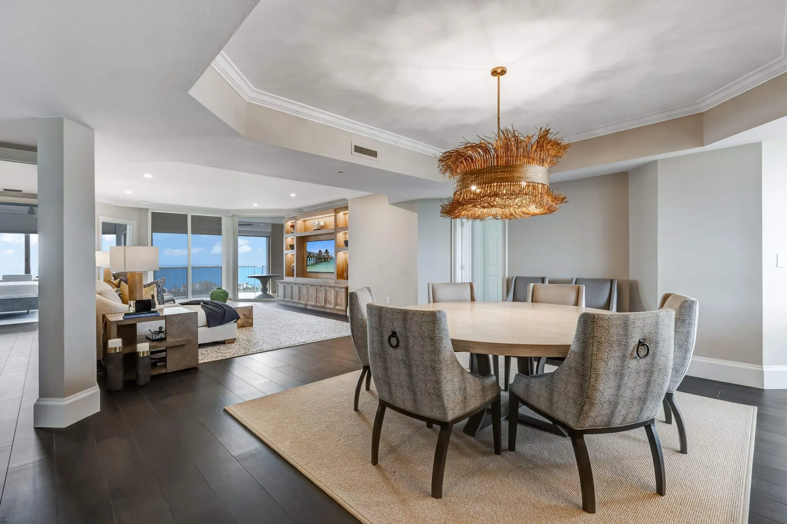 Pelican-Bay-Condo-Renovation-12.webp