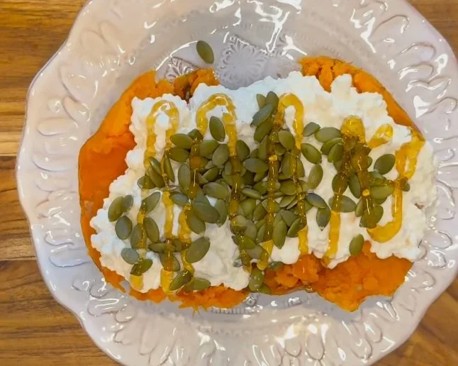 Quick &amp; Nourishing Sweet Potato + Cottage Cheese Lunch for Postpartum Moms