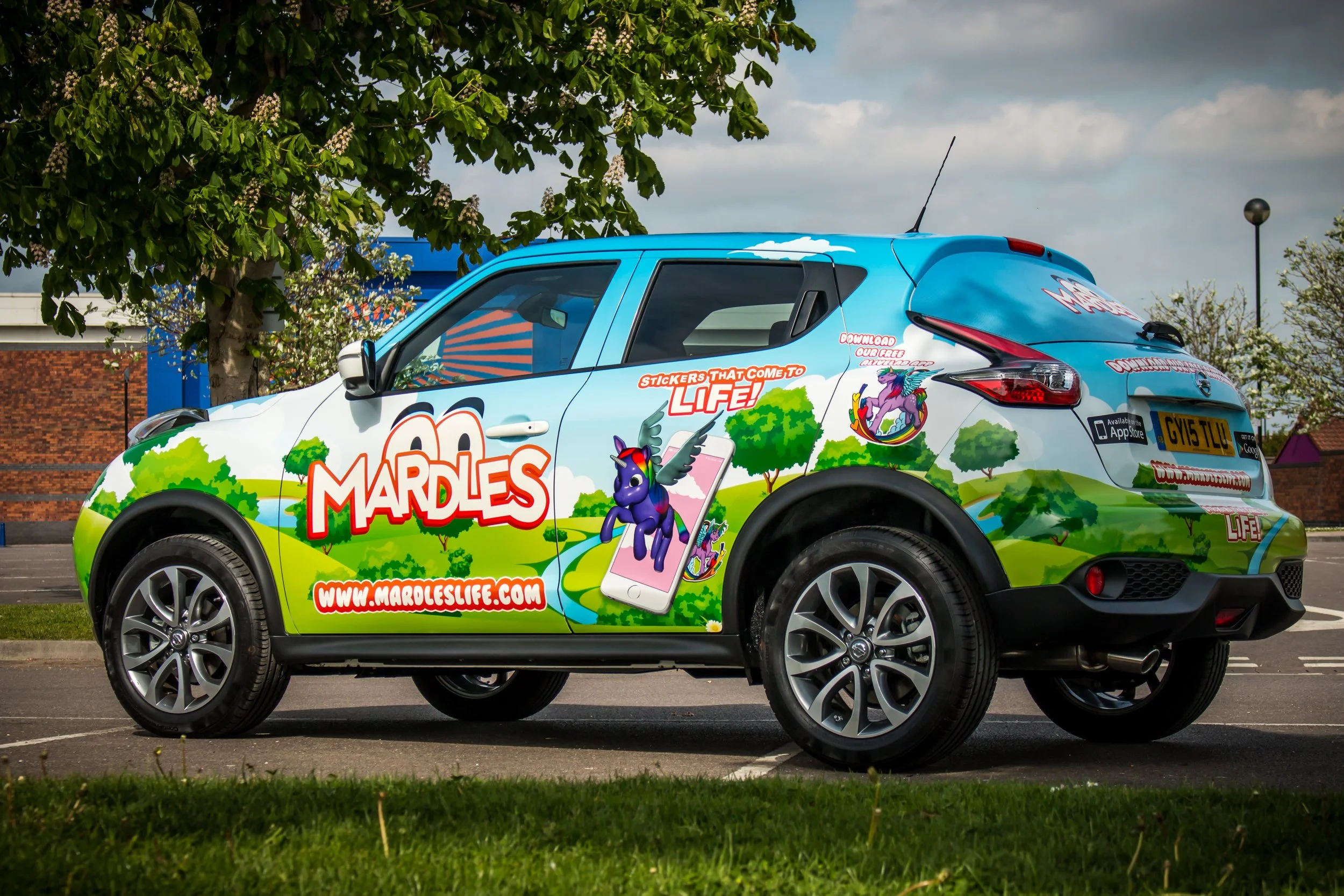 Digitally printed car wrap