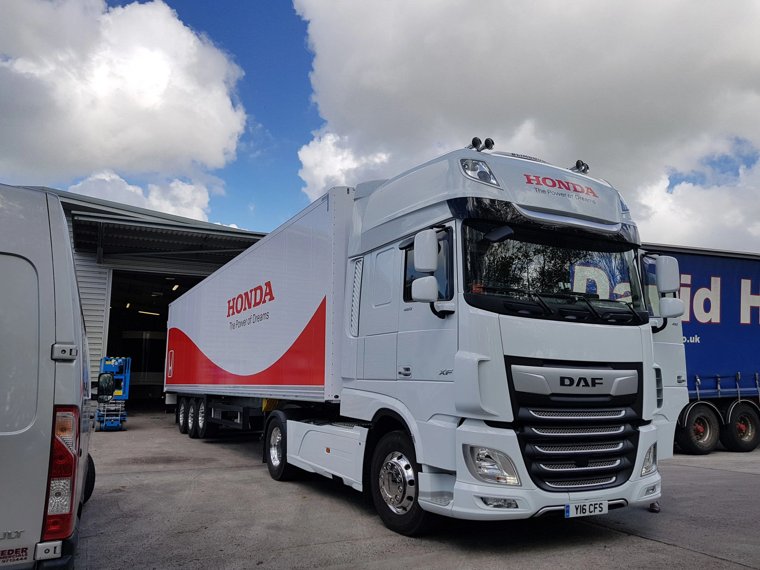 Honda race team lorry graphics