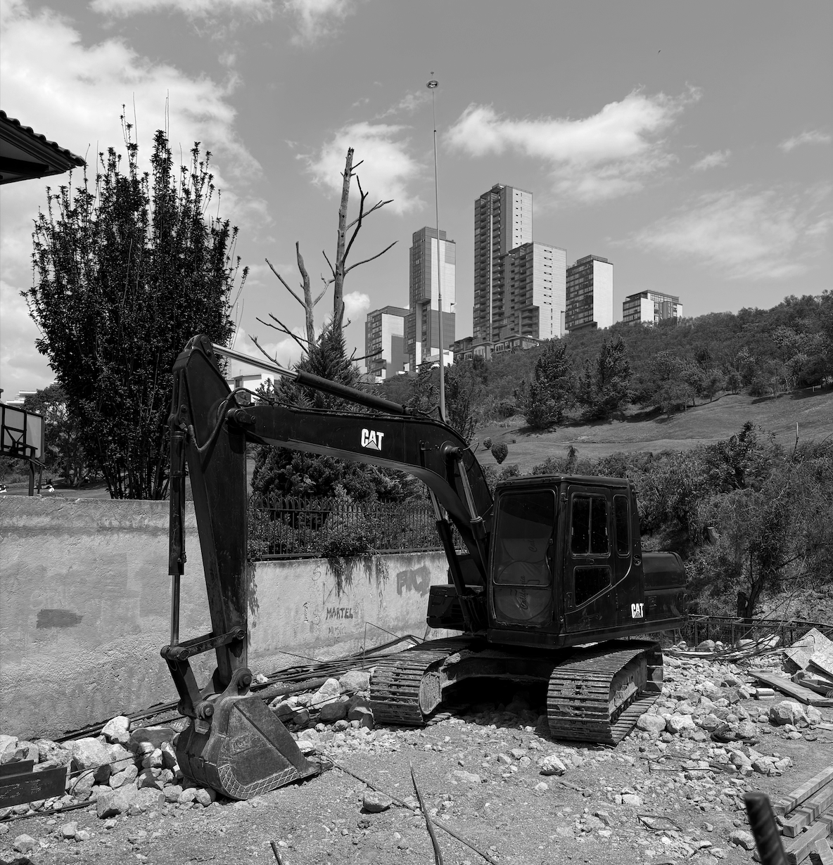 ALQUILER EXCAVADORA