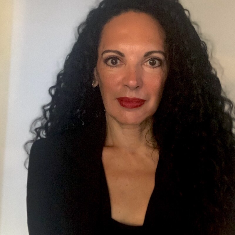 Geralynn Madonna author portrait for identity and self-awareness book