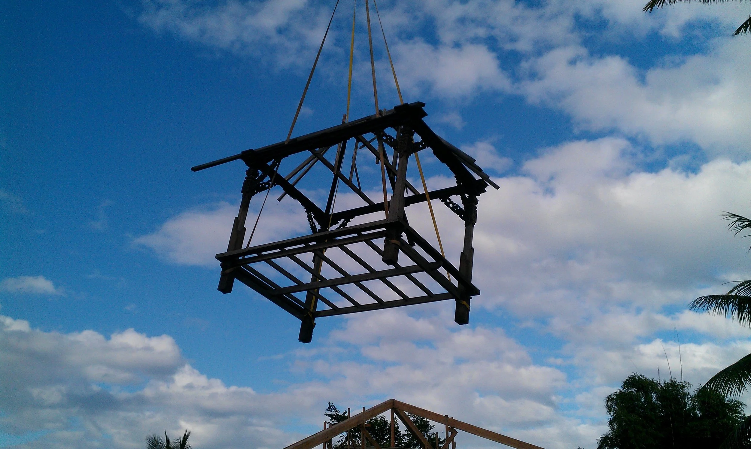 011_bale-with-crane.jpg