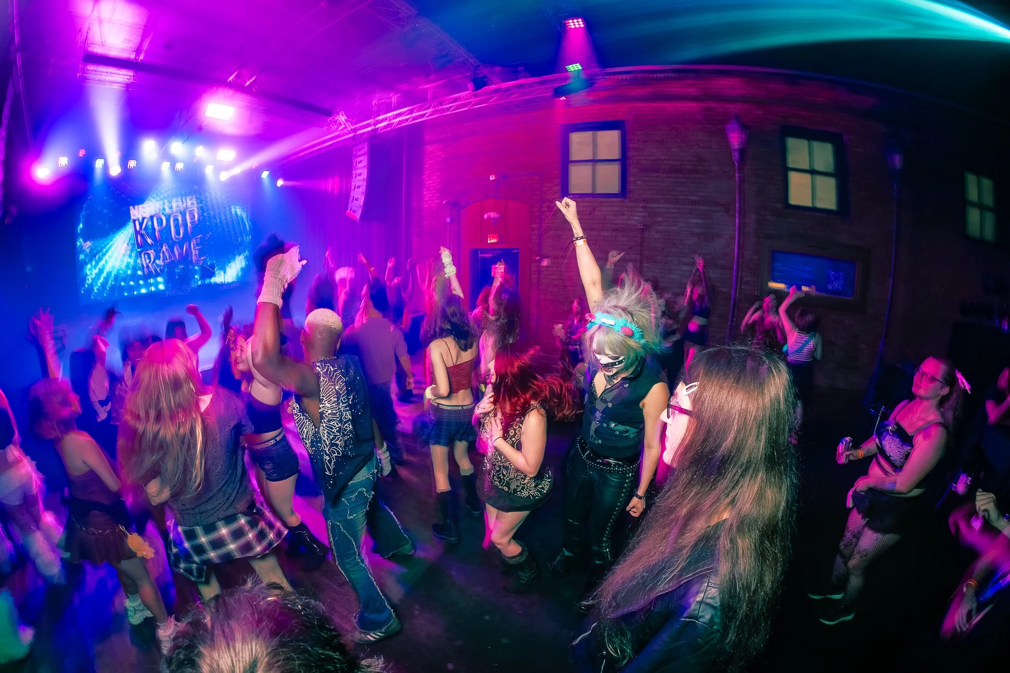 2026-09-05 Next Level KPop Rave-Fine Line-Darin Kamnetz-19-08643.jpg
