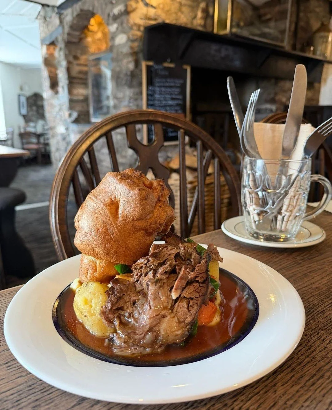 Sunday lunch.⁠
⁠
Slow-roast brisket, Yorkshire pudding, proper gravy, and all the trimmings.⁠
⁠
Book now for tomorrow&rsquo;s service.⁠
⁠
01267 275 330⁠
⁠
#ButchersArmsLlanddarog #ButchersArms #CarmarthenshirePub #FreshFish #SustainableFishing #Local