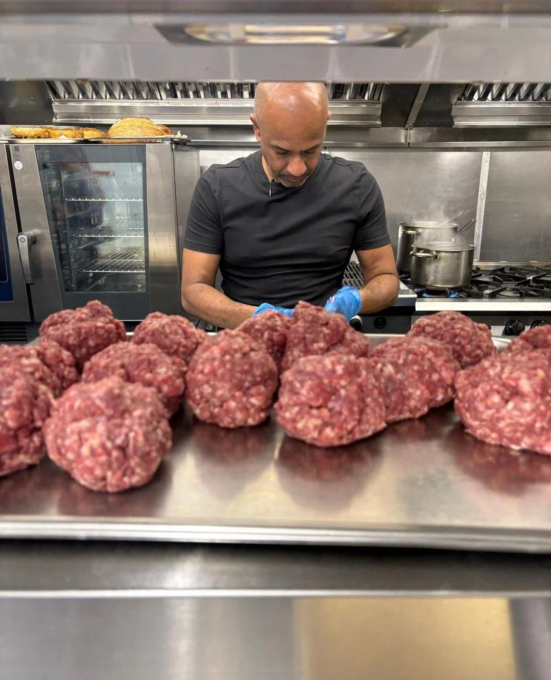 Navi weighing up our handmade burger.⁠
⁠
Burgers are serious business around here, so they&rsquo;ve got to be spot on.⁠
⁠
#ButchersArmsLlanddarog #ButchersArms #CarmarthenshirePub #FreshFish #SustainableFishing #LocalProduce #GastoPub #ProperPub #Pub