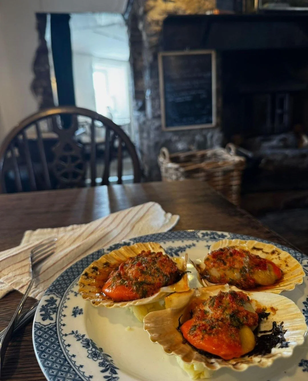 Scallops in the shell, waiting on the dining room table.⁠
⁠
The simple things, done properly.⁠
⁠
#ButchersArmsLlanddarog #ButchersArms #CarmarthenshirePub #FreshFish #SustainableFishing #LocalProduce #GastoPub #ProperPub #PubGrub #VisitCarmarthenshir