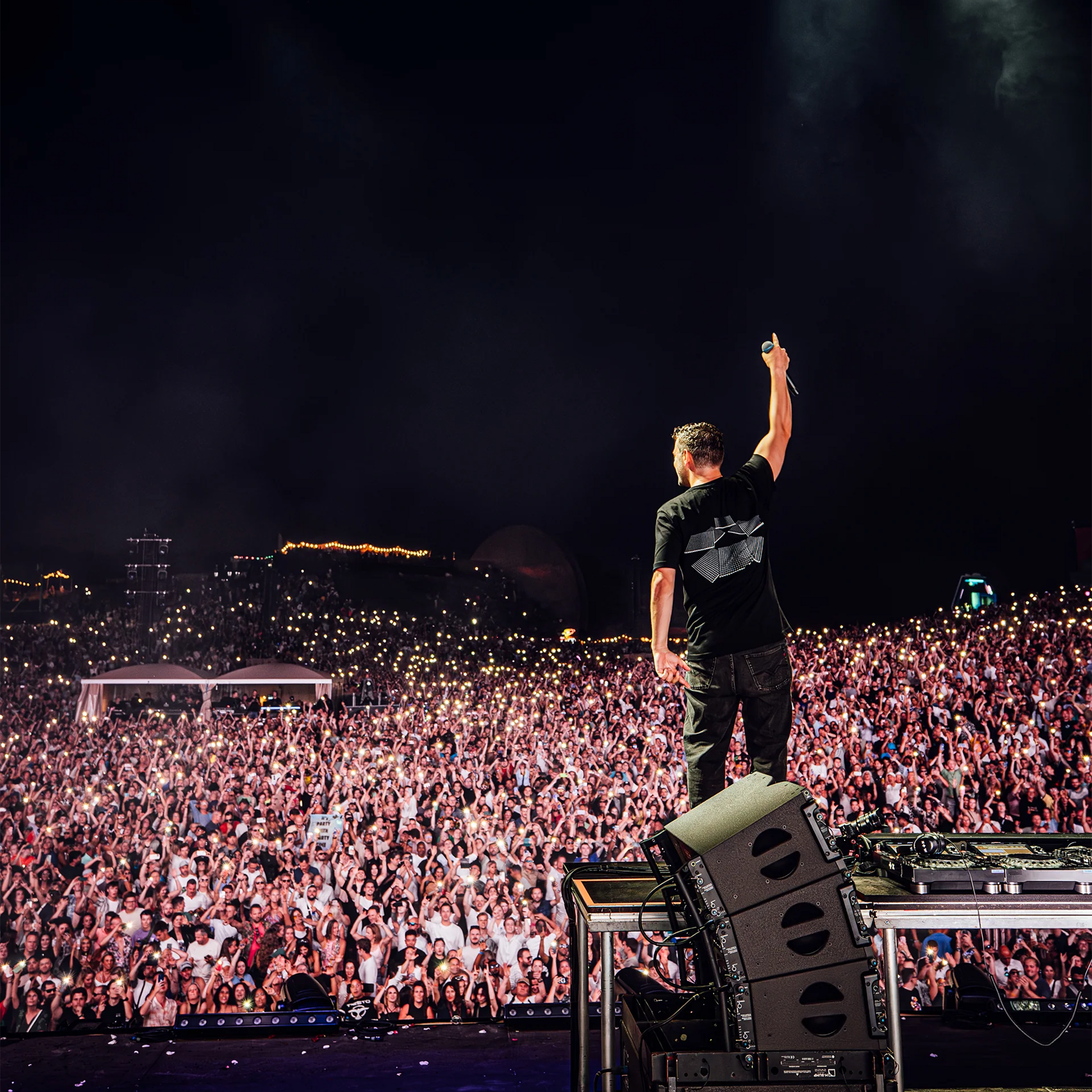 Martin Garrix Merchandise By Solo.png