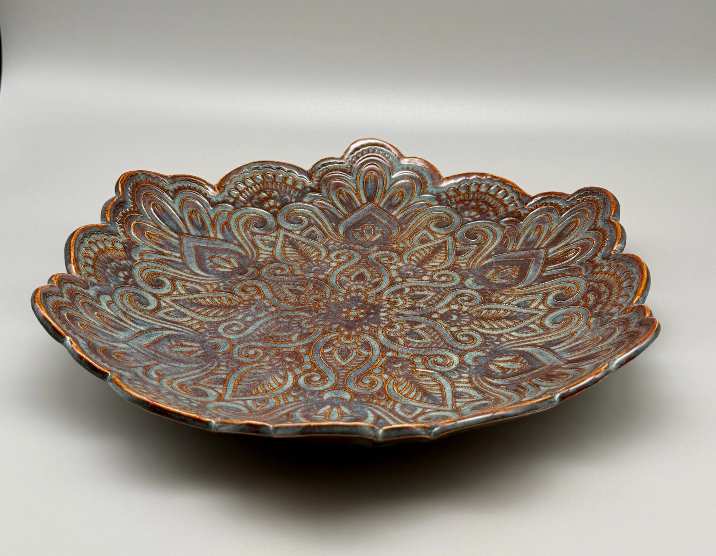 Platter 13"W x 2"H