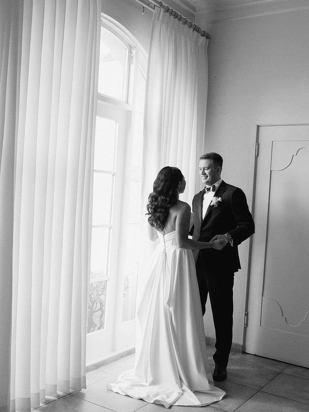 Congratulations, Emily and Benton!

Venue: @lajollawomansclub
Planning: @blush.events 
Catering: @toastcateringsd 
Bar: Barworks
Photo: @paigenelsonphoto 
Video: @buckleyvideography 
Floral: @flowernoonshop 
Rentals: @bestrentals.sd
Dessert: @vgdonut