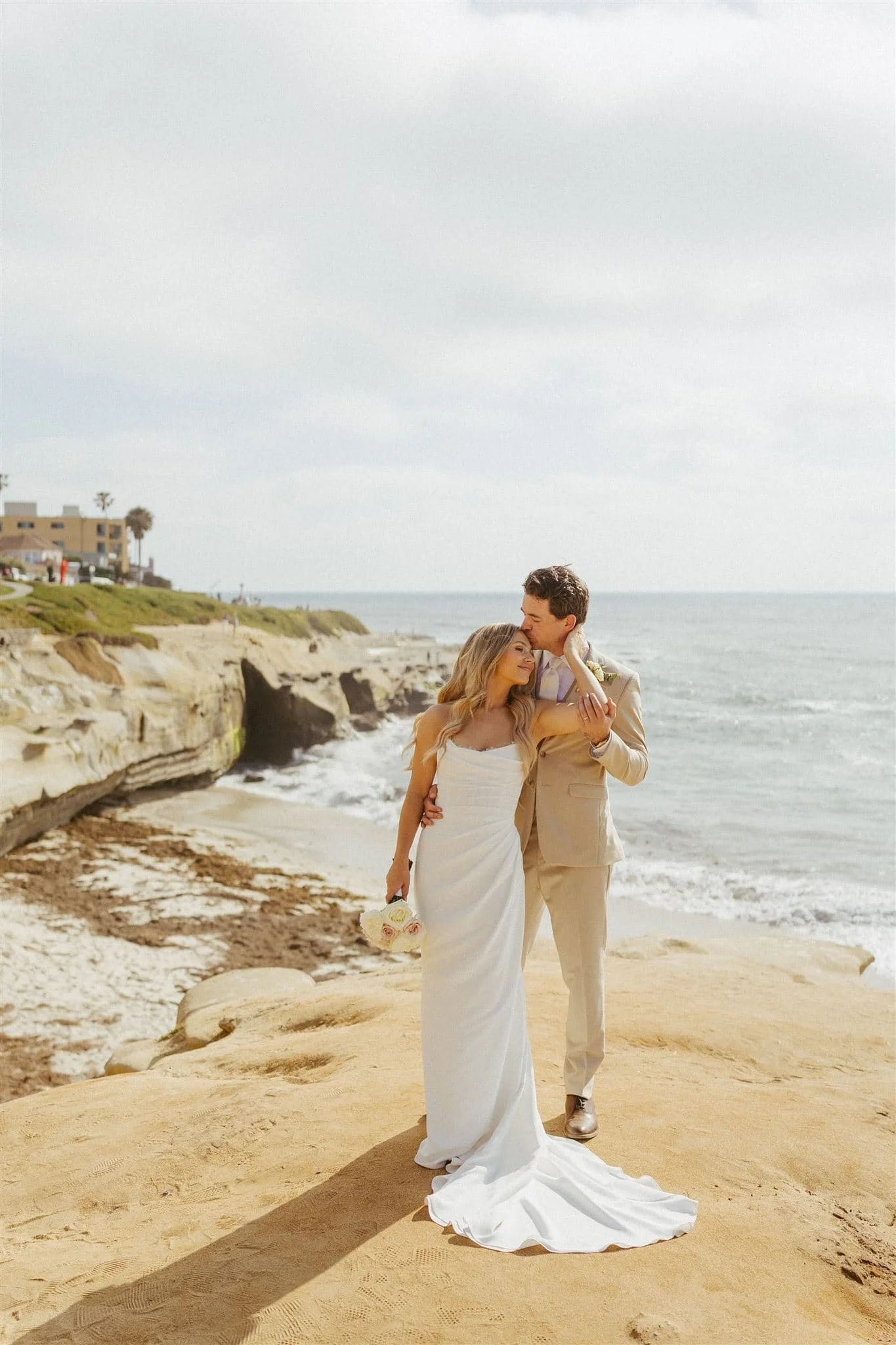 La Jolla Woman's Club Minutes from the Coast