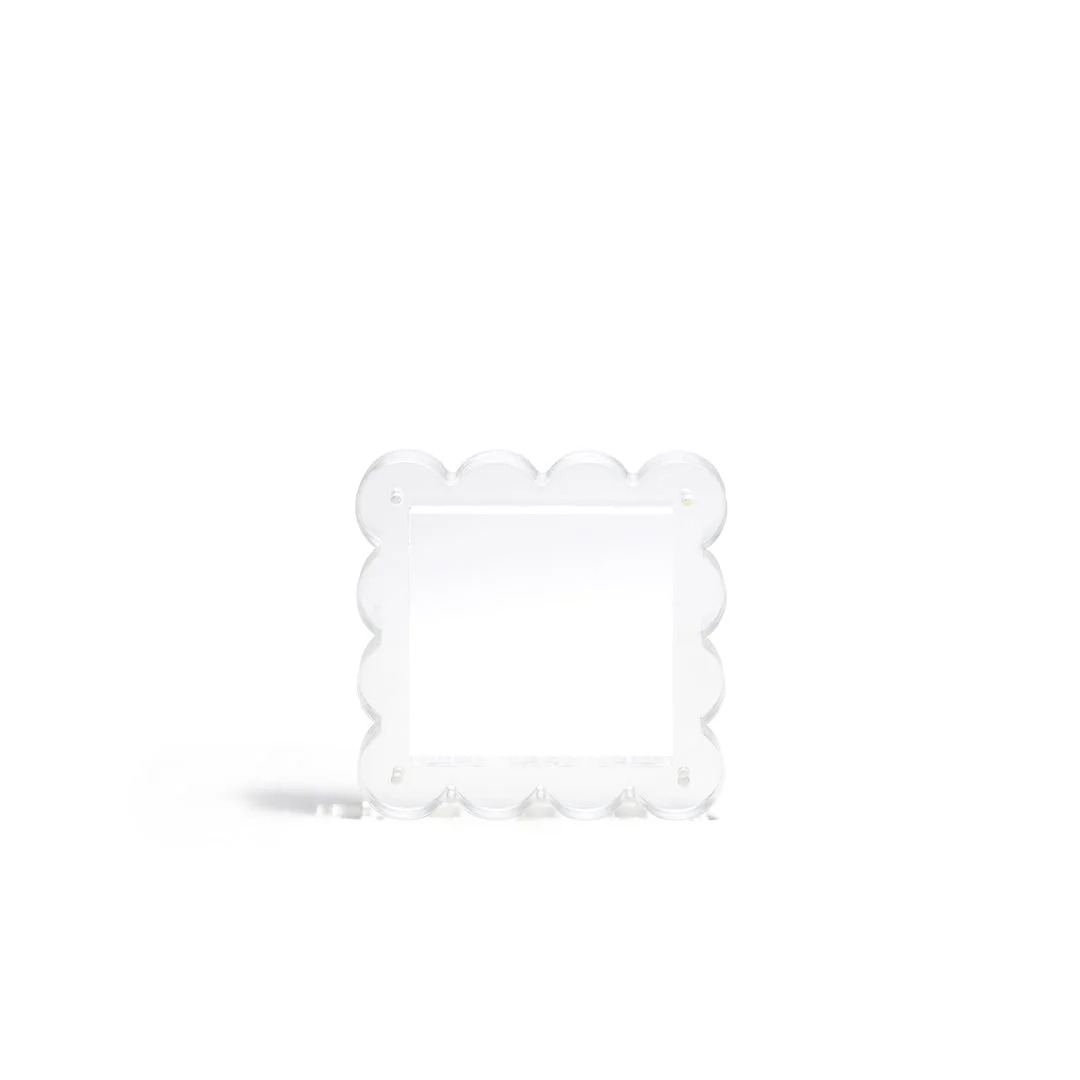 Penny-Linn-4-x-4-Scallop-Acrylic-Frame-Square-Clear-1.jpg