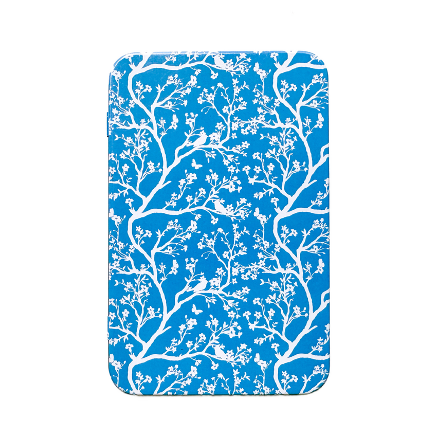 Penny-Linn-Designs-Tin-Bow-with-Magnet-Blue-and-White-Trailing-Floral.png