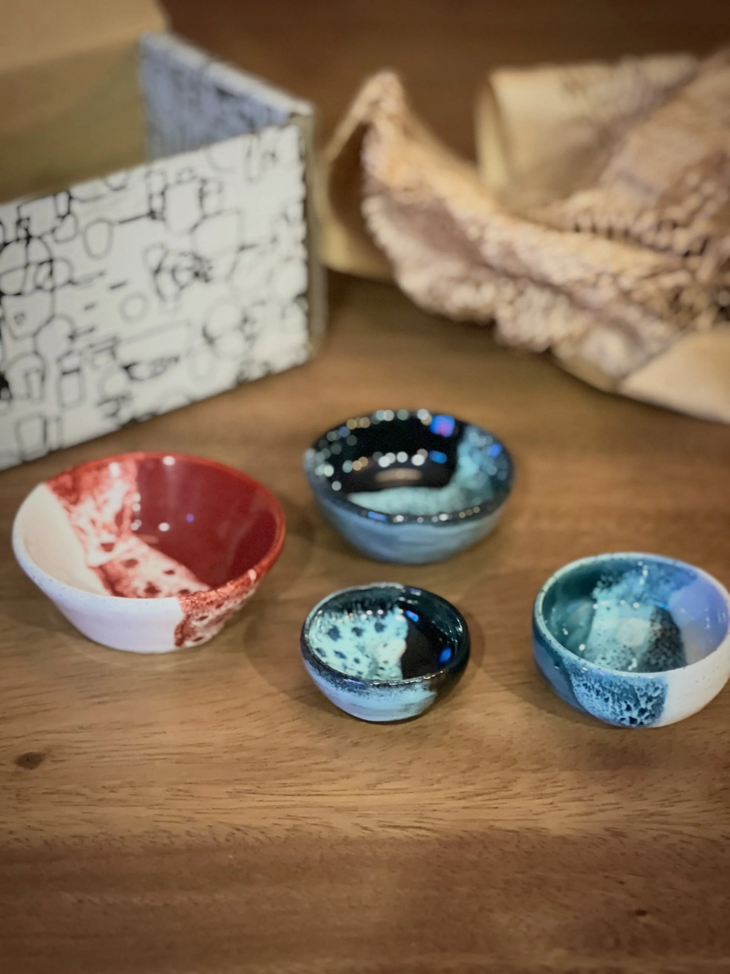 Excited to see these little ones off to their new home! 🏡 Thank you for choosing handmade! 😊 #handmade #australianpotter #madeinaustralia #australianceramics #jacpots