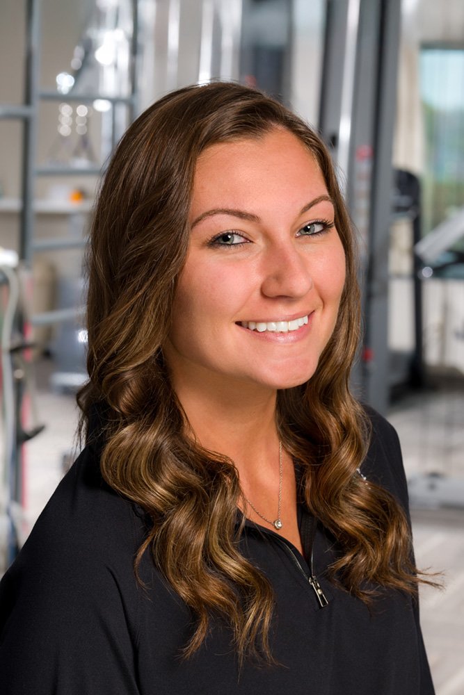 Kali Scharping headshot