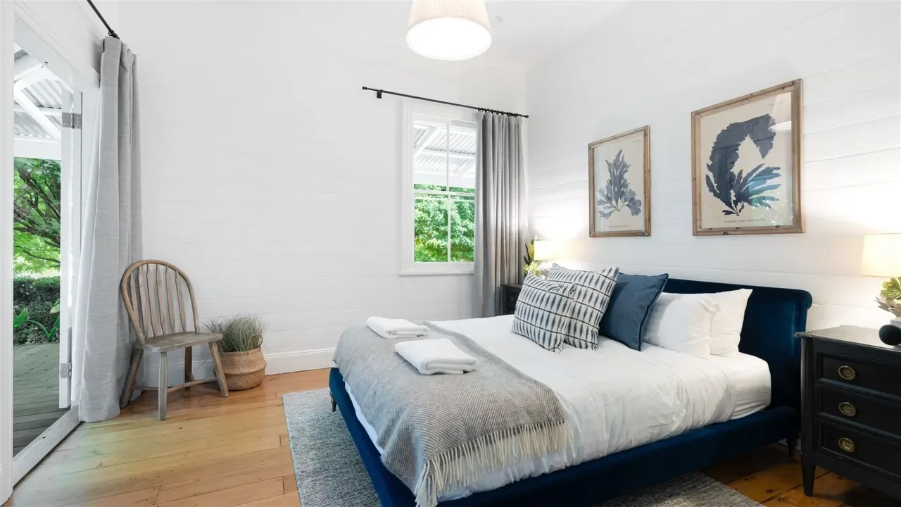 Bed 1 - Queen and ensuite.webp