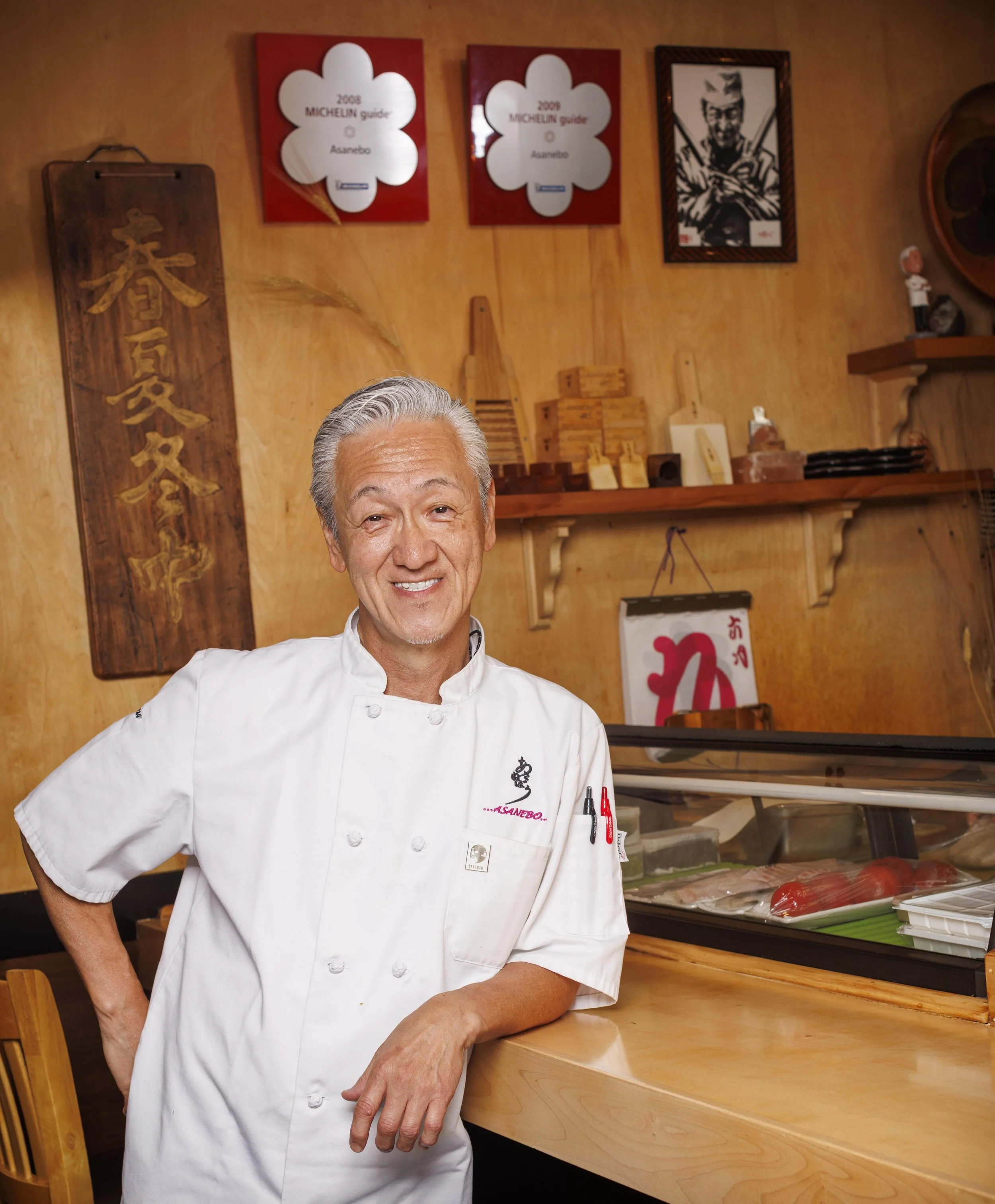 Chef-owner Tetsuya Nakao at his two-Michelin-star restaurant Asanebo.  Studio City celebrity sushi restaurant.  #SushiLovers #StudioCity #SushiRow #garyrosephotography @asanebo_restaurant  #asanebo_restaurant