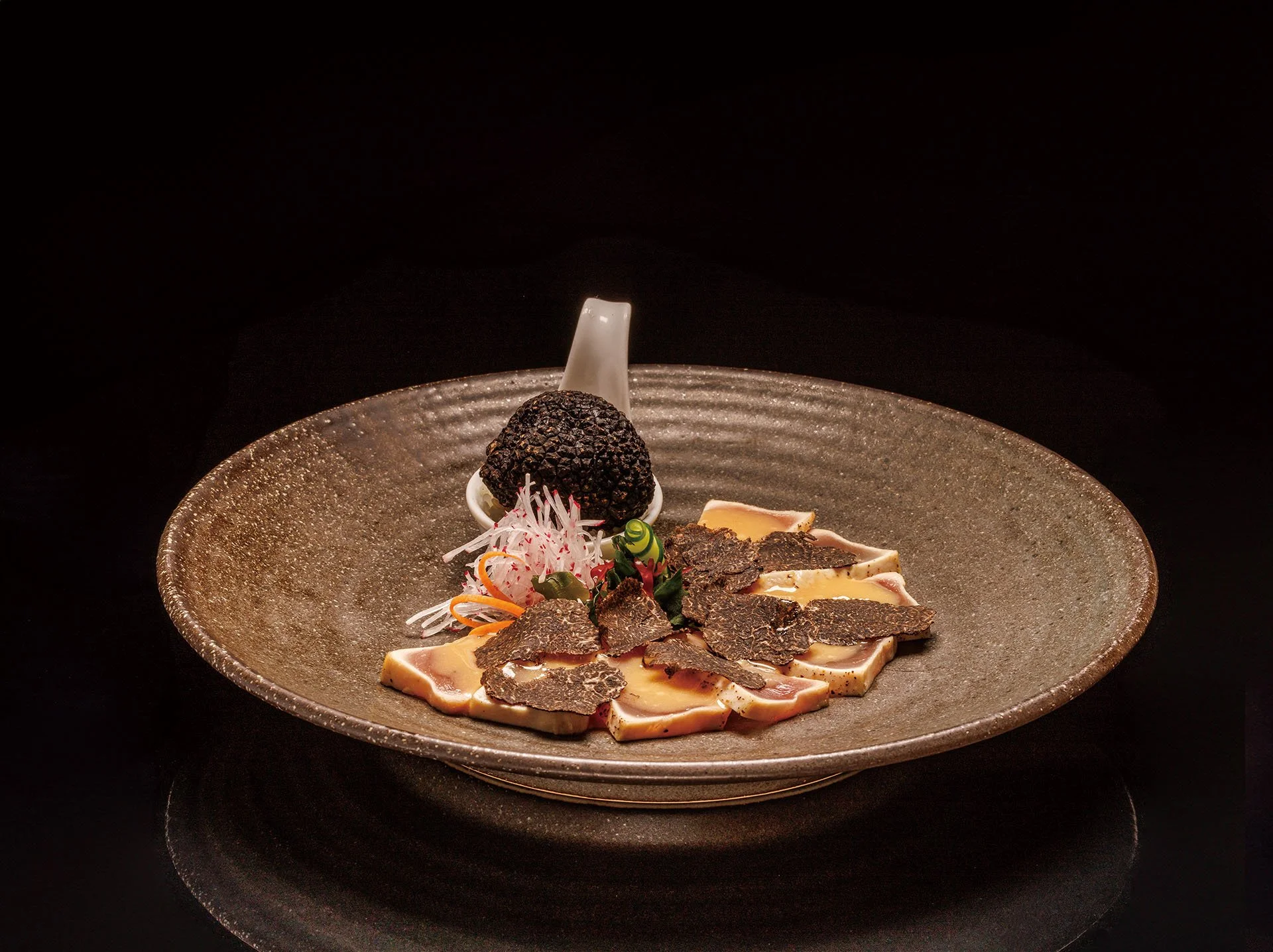 Seared Garlic Albacore with Truffle created by Ken Uechi at Katsu-ya Group (@katsuyagroup) SushiLovers #StudioCity #garyrosephotography @sushirow #SushiLover #SushiAddict #SushiTime #StudioCityEats