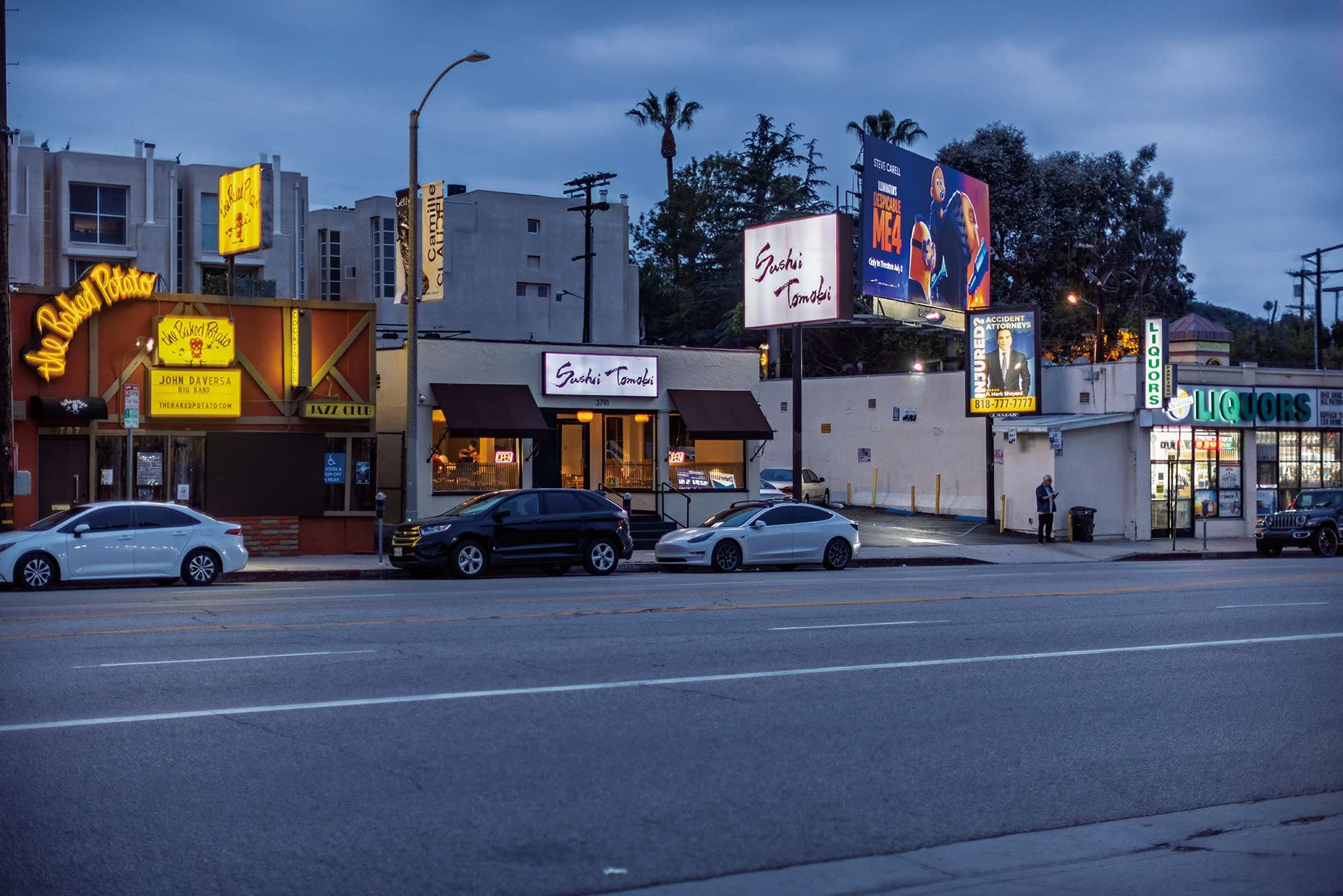 This is a strip of Ventura Boulevard where you will find Tomoki's Sushi restaurant and Famous Baked Potato restaurant, which is also known as a musical venue and hangout for some of the most famous musicians of our time, known as The Wrecking Crew.