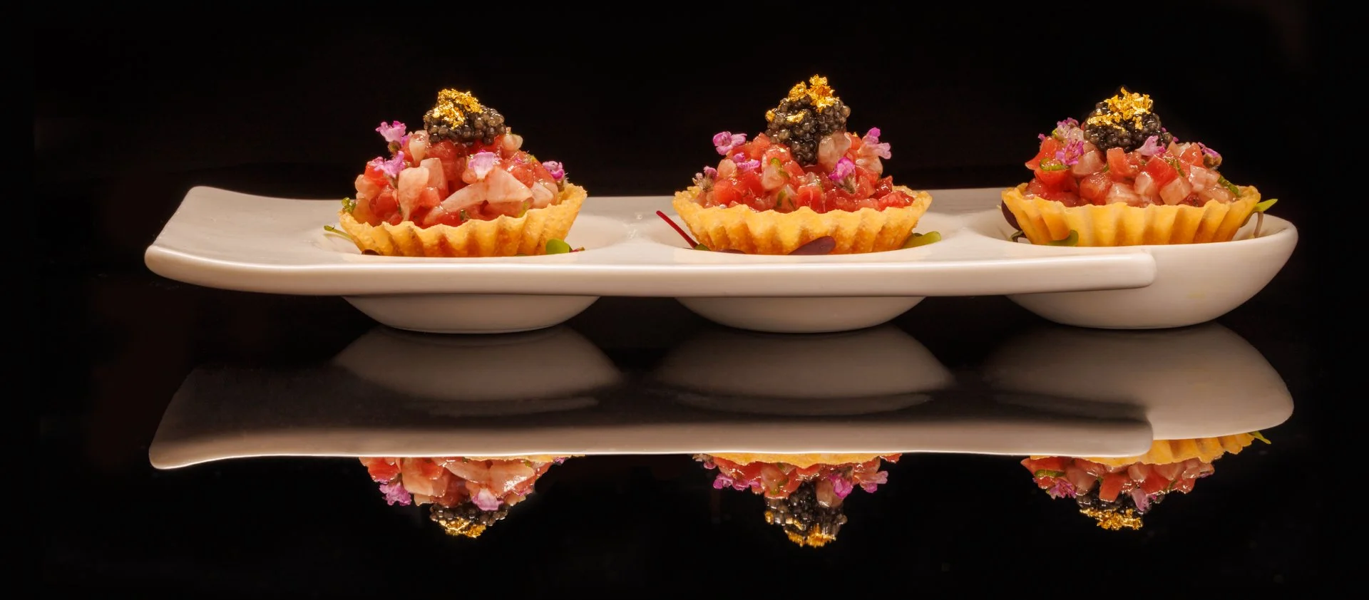 Blue Fin Taruta Sashimi - A Sushi Masterpiece by Chef Leo Akira . #sushirow #garyrosephotography #sushiporn #SushiLovers #StudioCity #SushiRow Blue Fin Taruta Sashimi