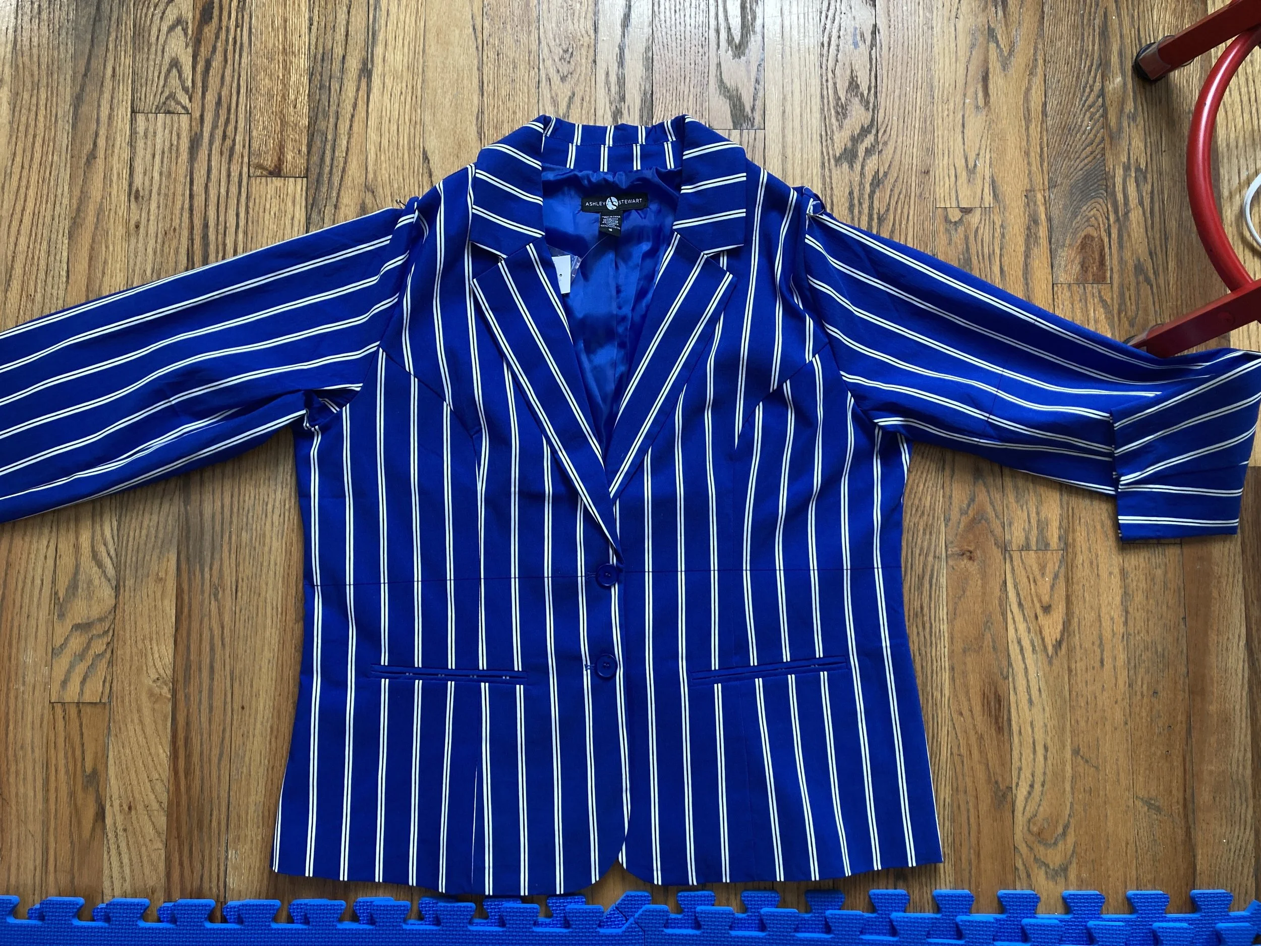 240604 Cobalt Stripe Crop Blazer Original 1.JPG