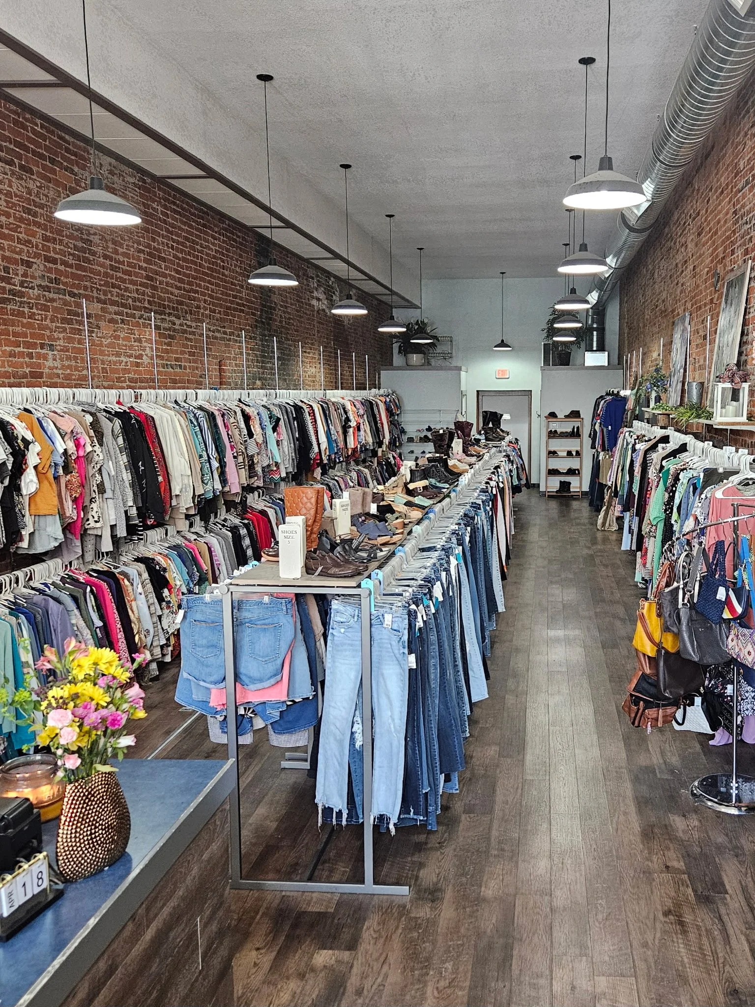 consignment clothings, women's fashion, men's fashion, children's clothes, shoes, accessories, home decor, furniture, local handmade items
