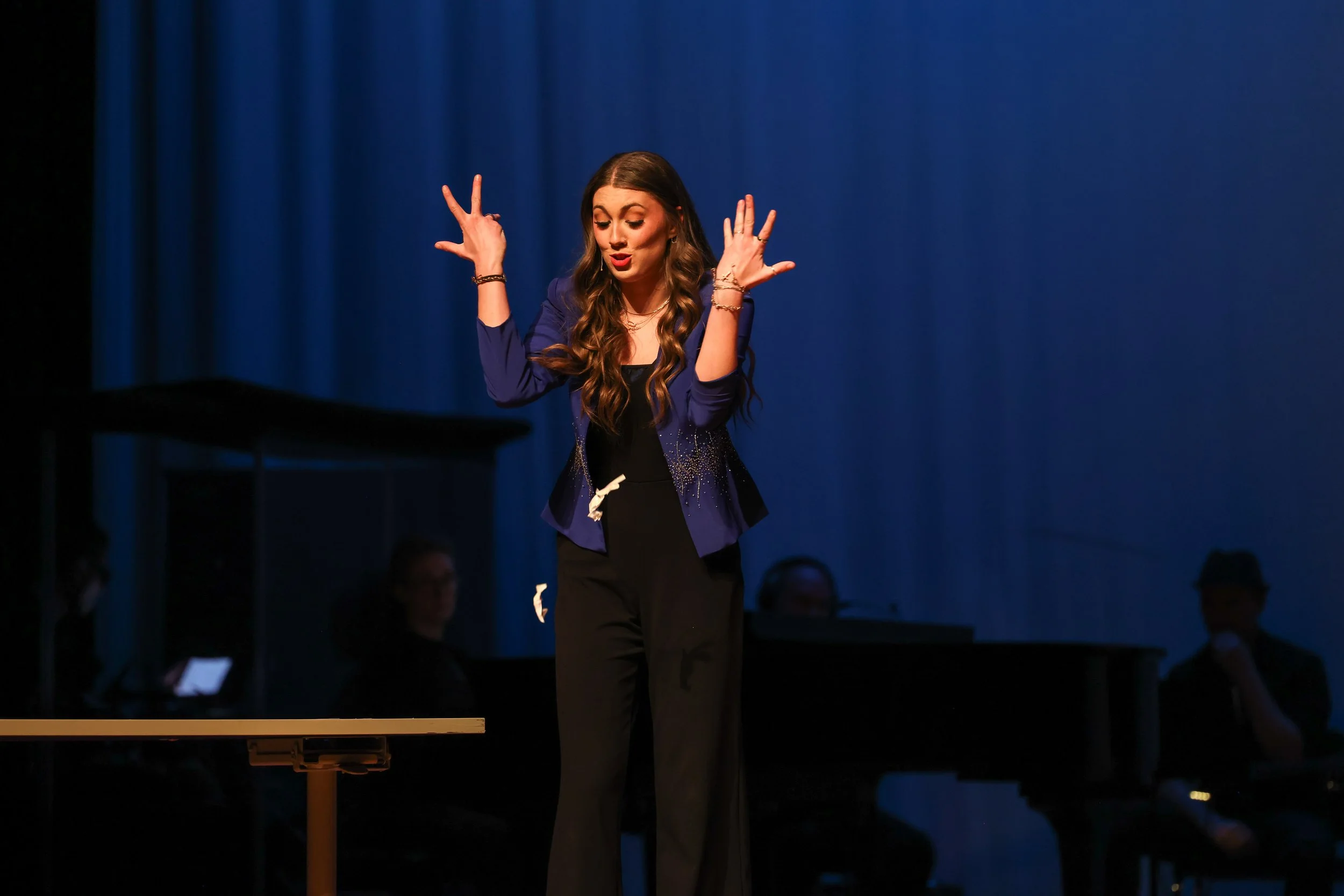 Joyce Monologue, Container of Sharks