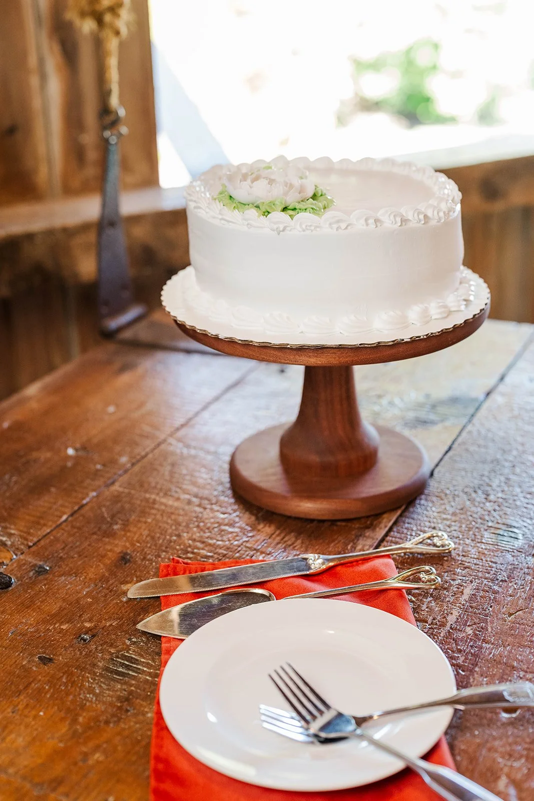 Natural Wooden Cake Stand