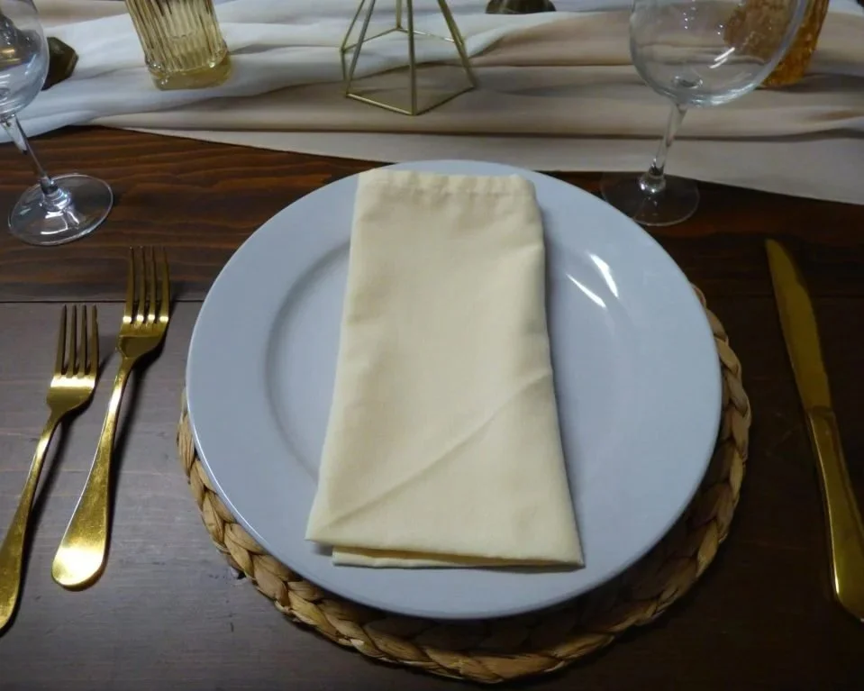 napkins-cream.jpg