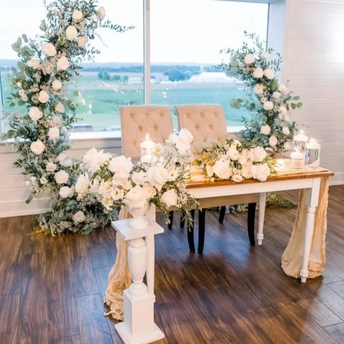 White-legged-Sweetheart-table--683x1024.jpg