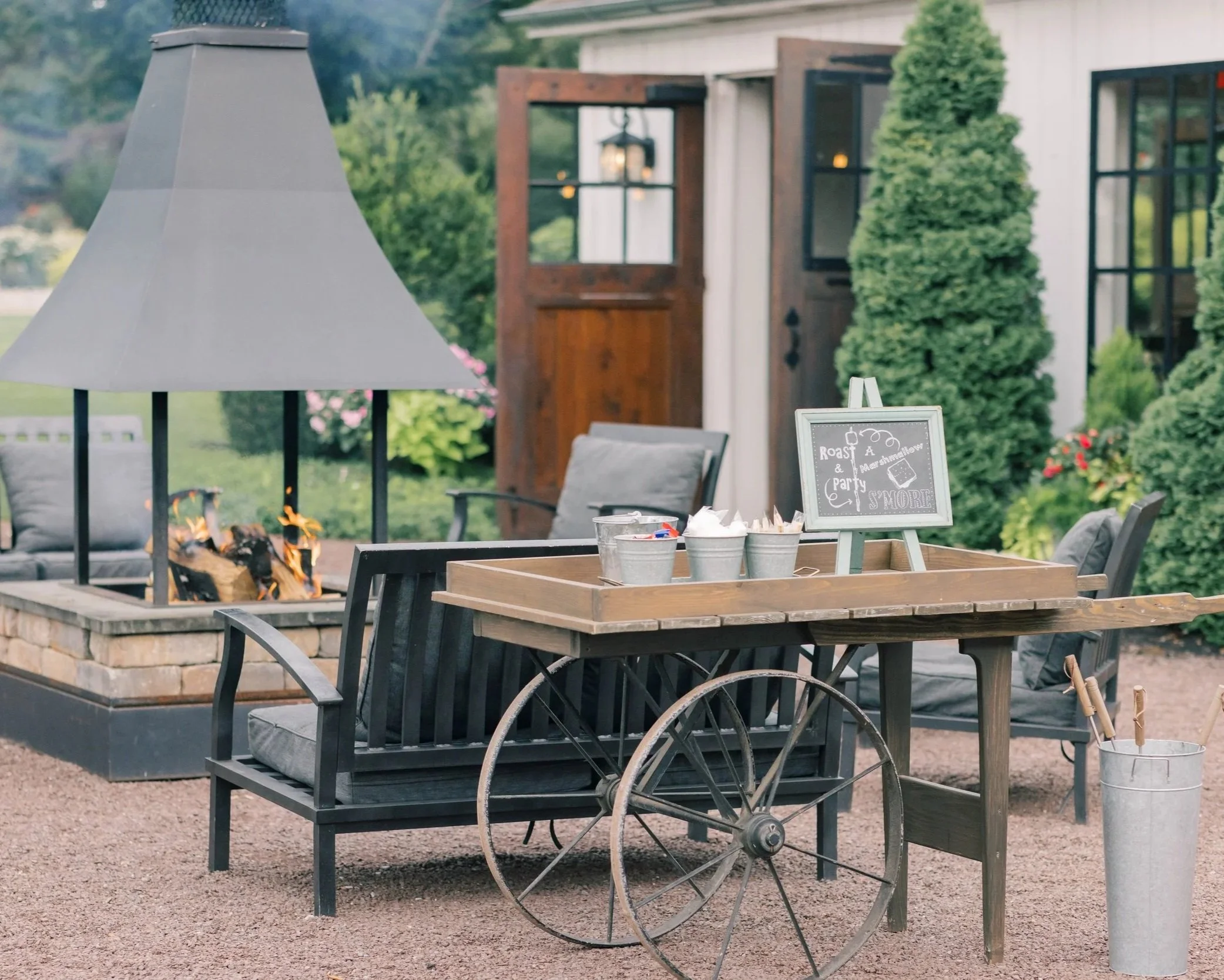 Outdoor S’mores Bar