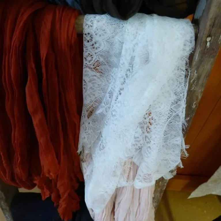 runners-white+lace.jpg