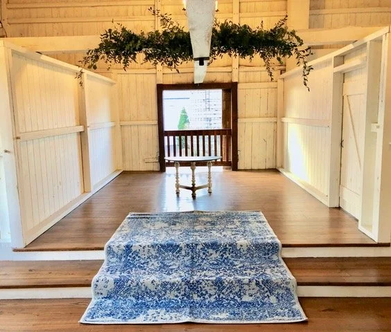 Creamy Blue Accent Rug