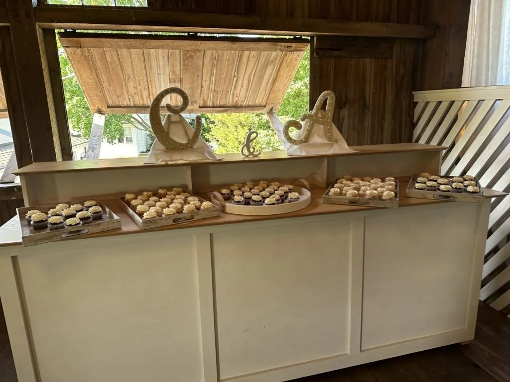 White Wooden Dessert Trays