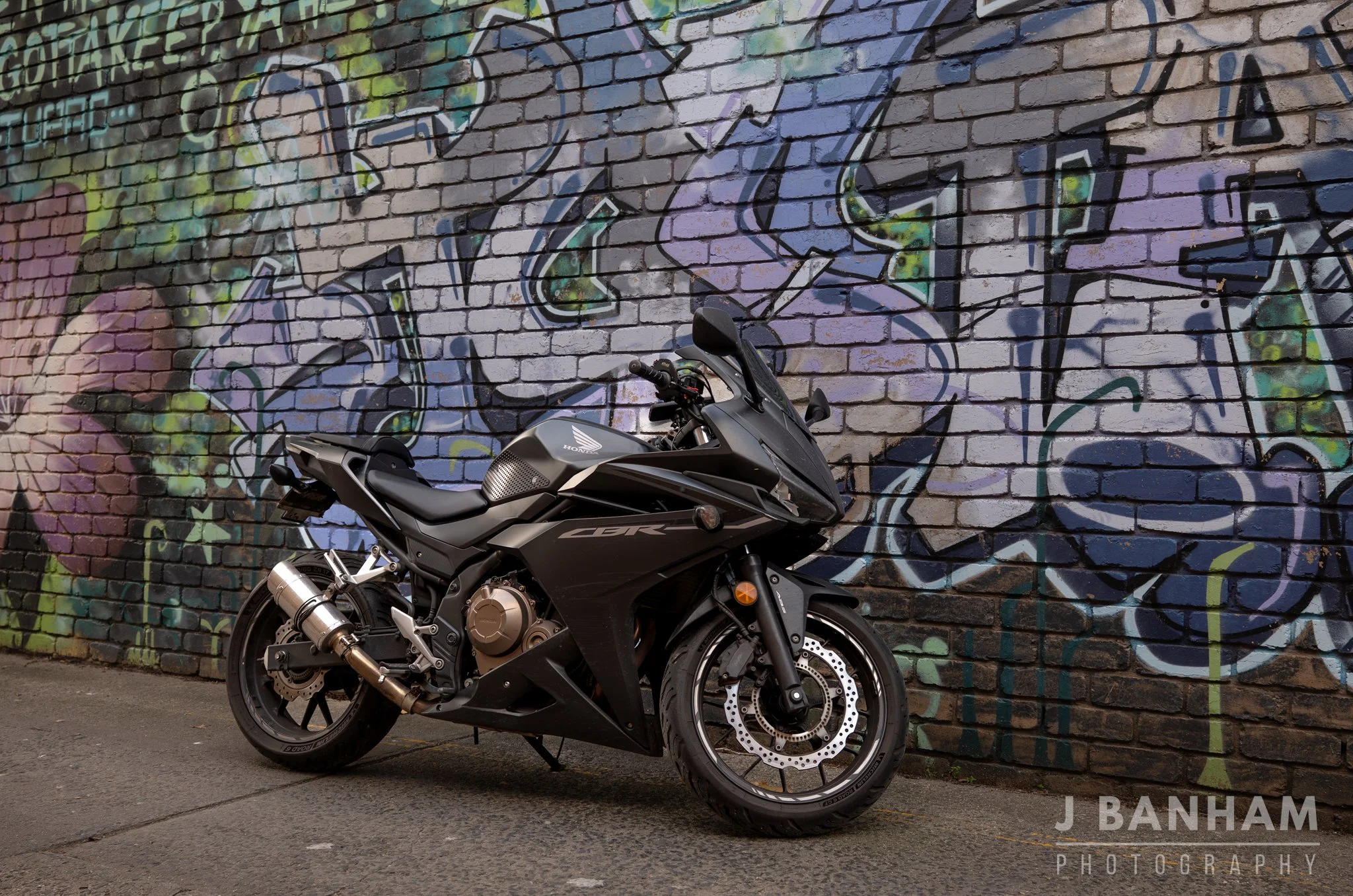 Honda CBR500R Alley shoot