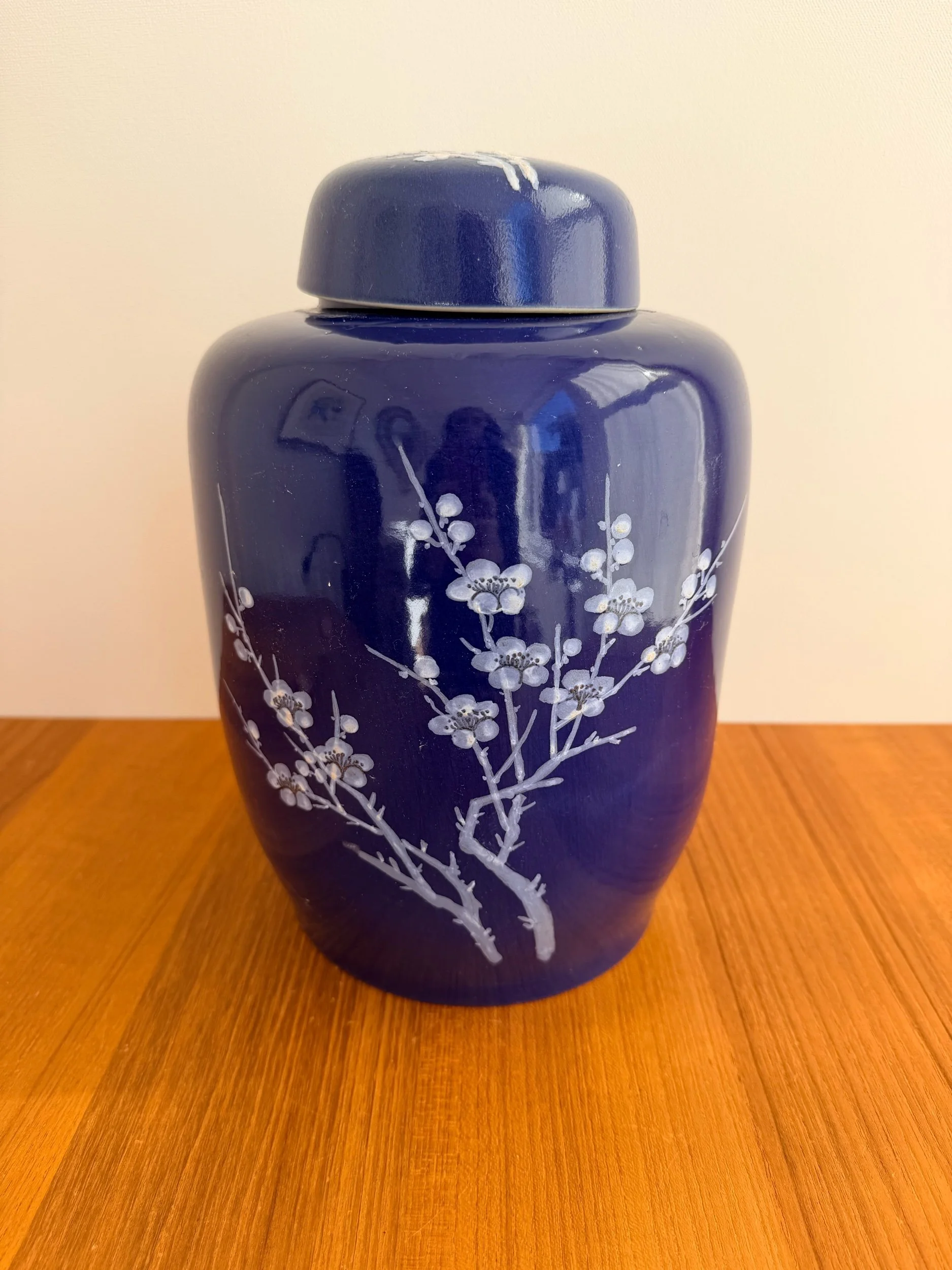 blue ceramic ginger jar