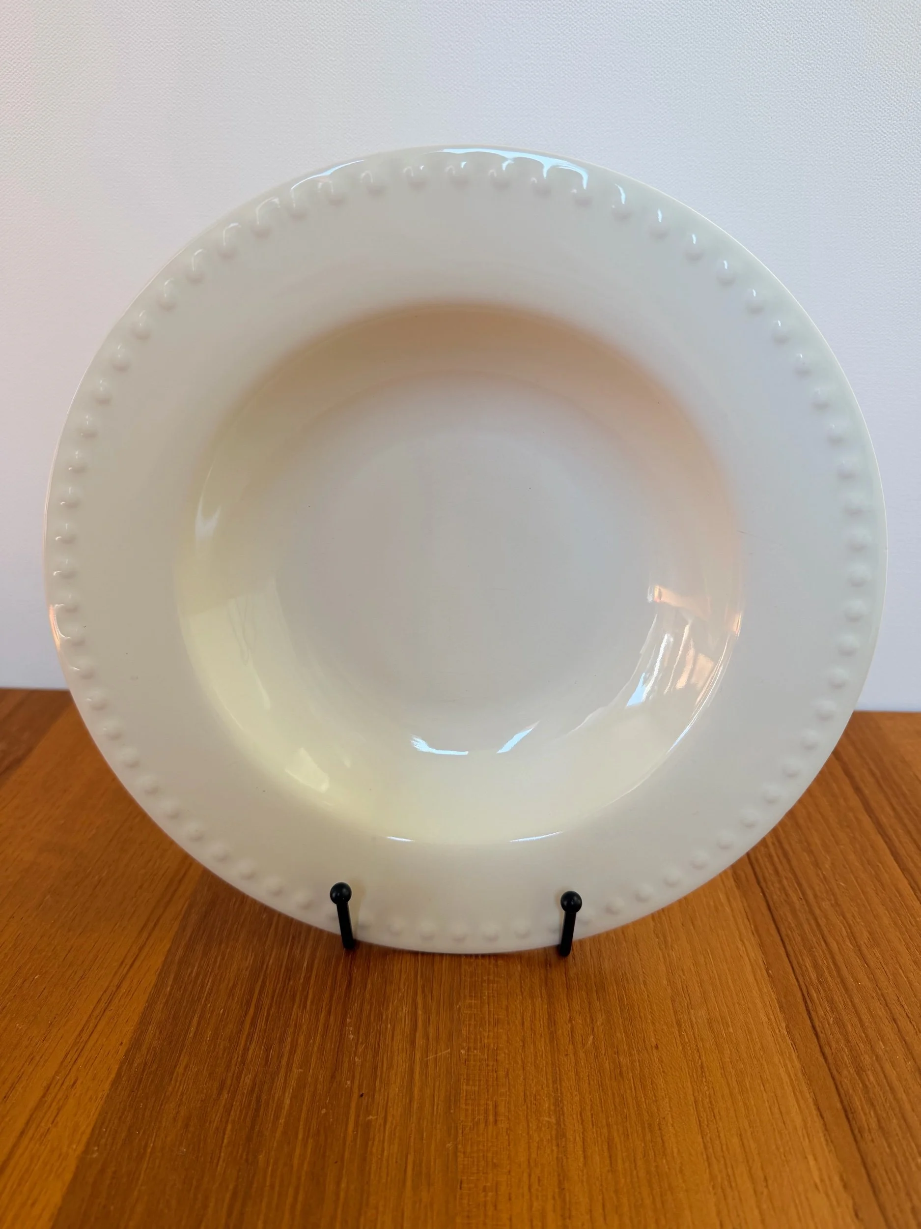 hartstone cream serving dish