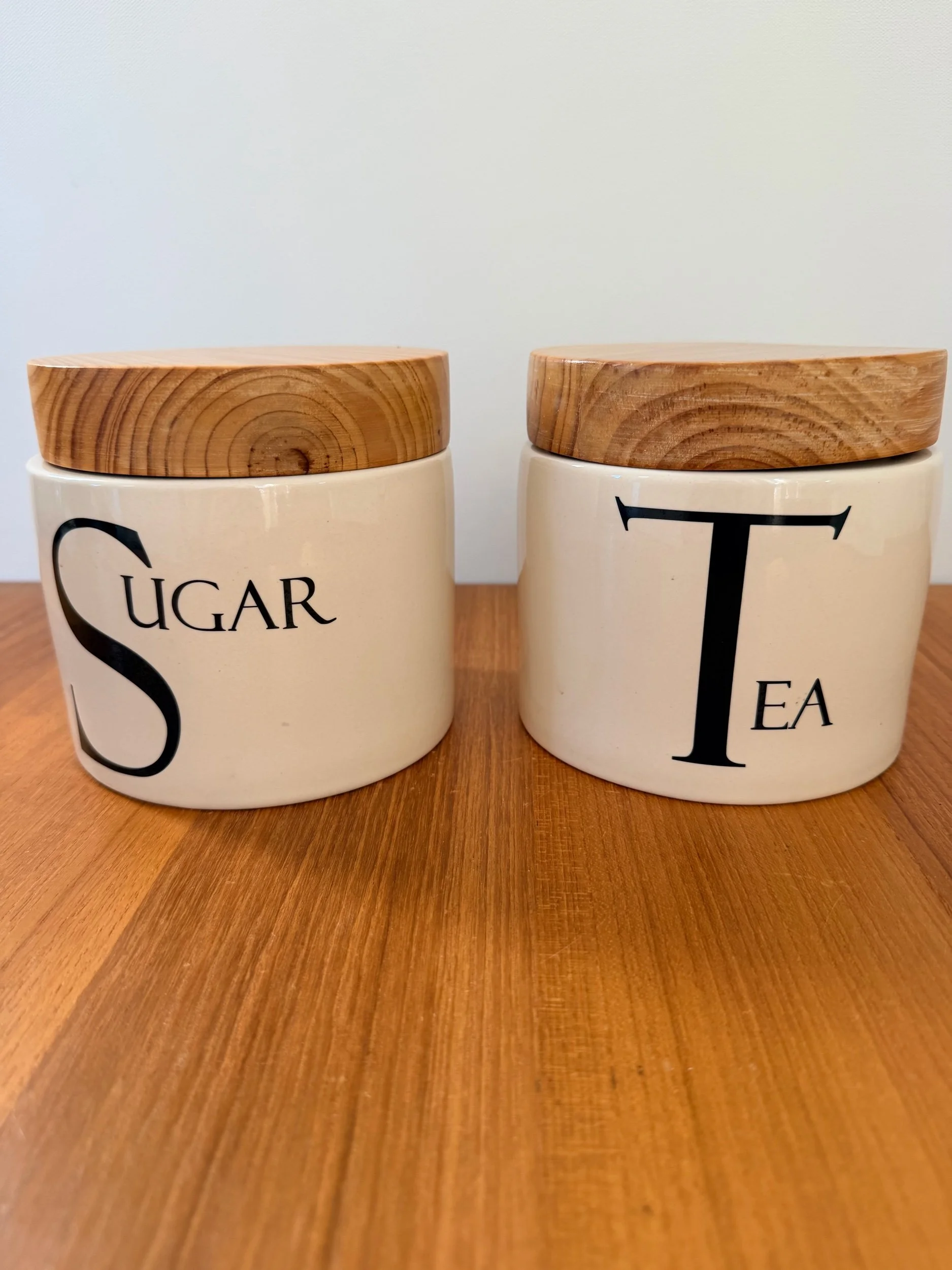 tea & sugar jars