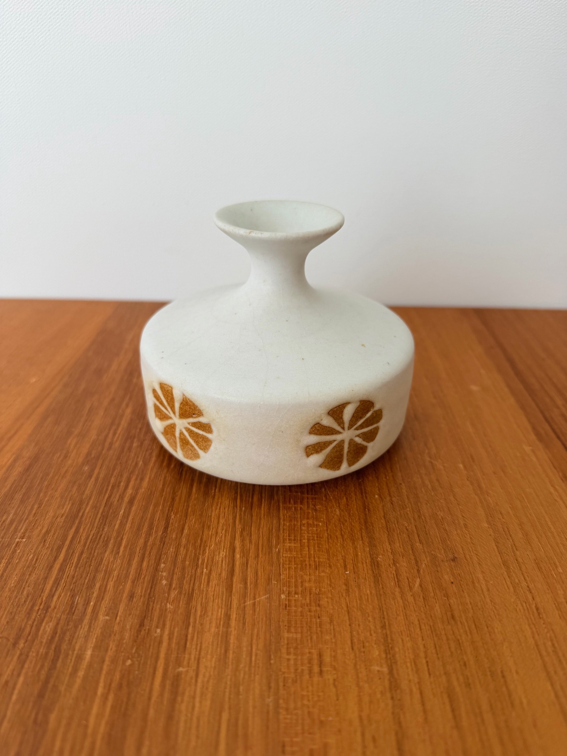 rare Japanese 1960’s bud vase