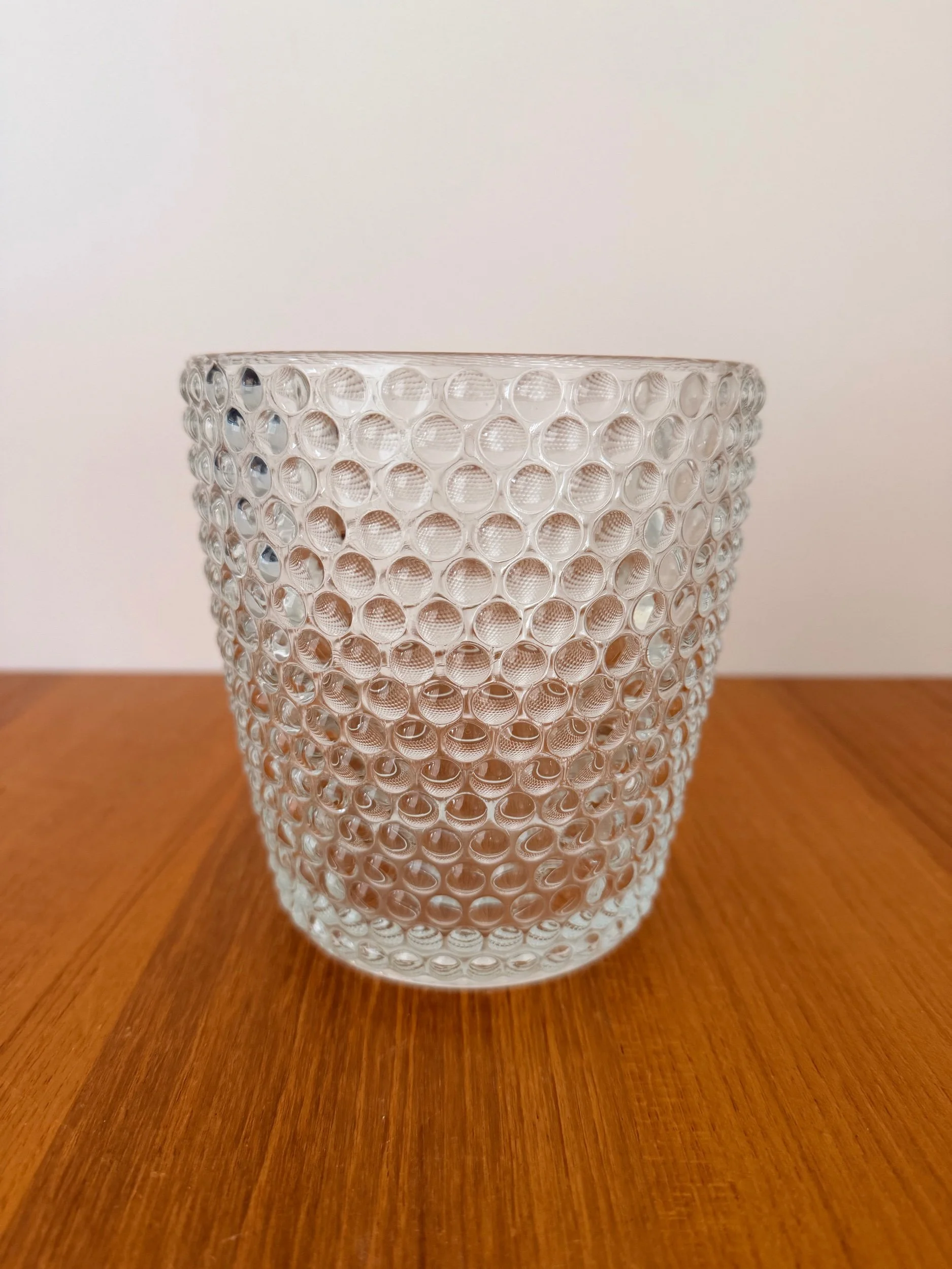 short polka dot vase / pot