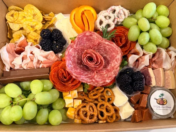 Luxe Welcome Box