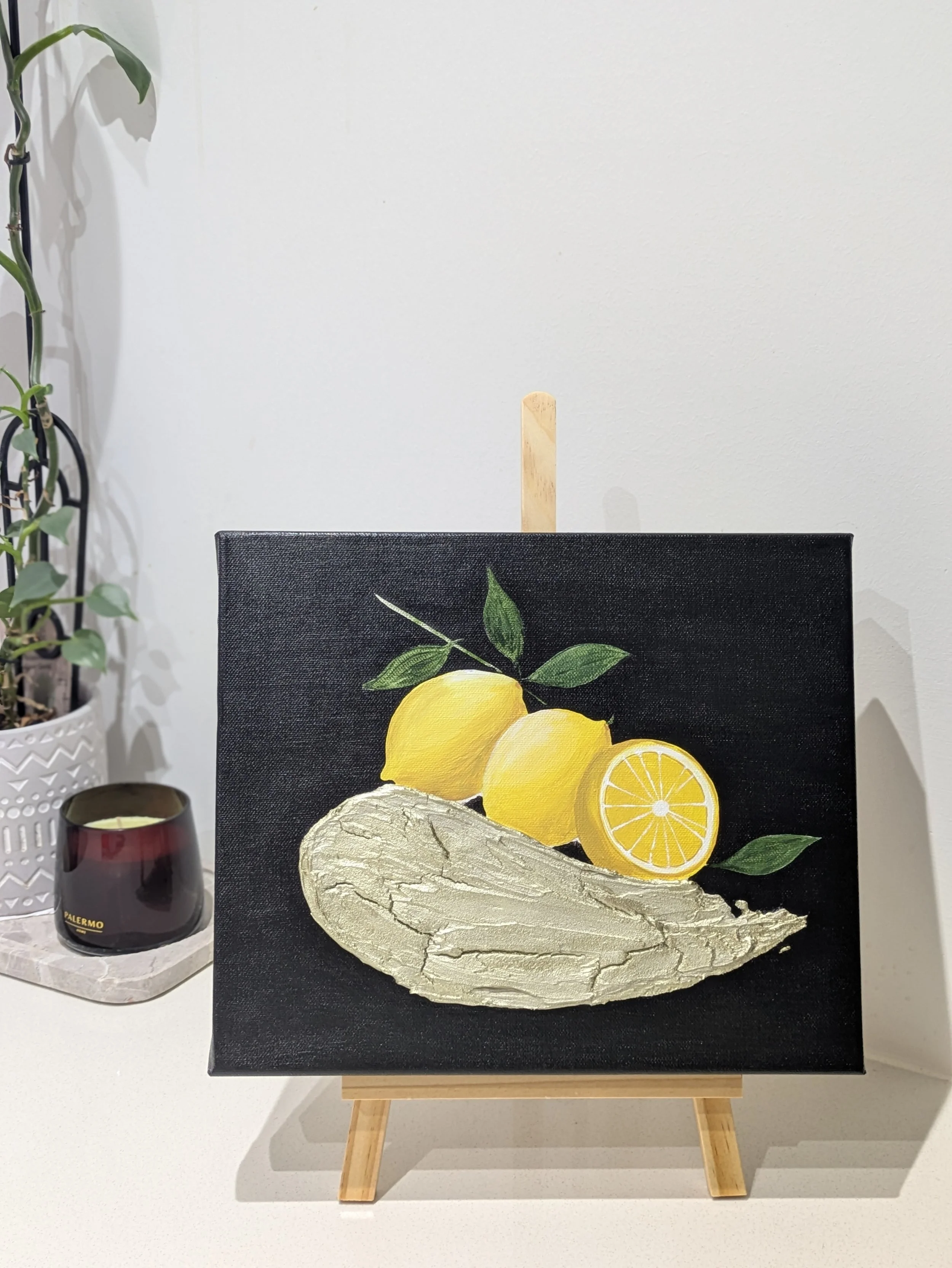 "MAIN SQUEEZE" 25 x 30cm
