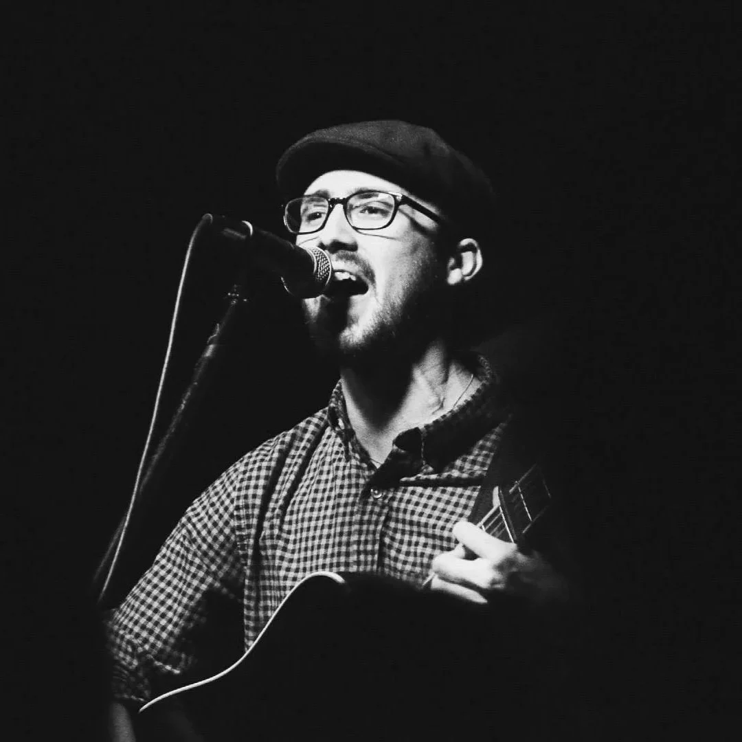 Singing+w%3A+Acoustic.jpg