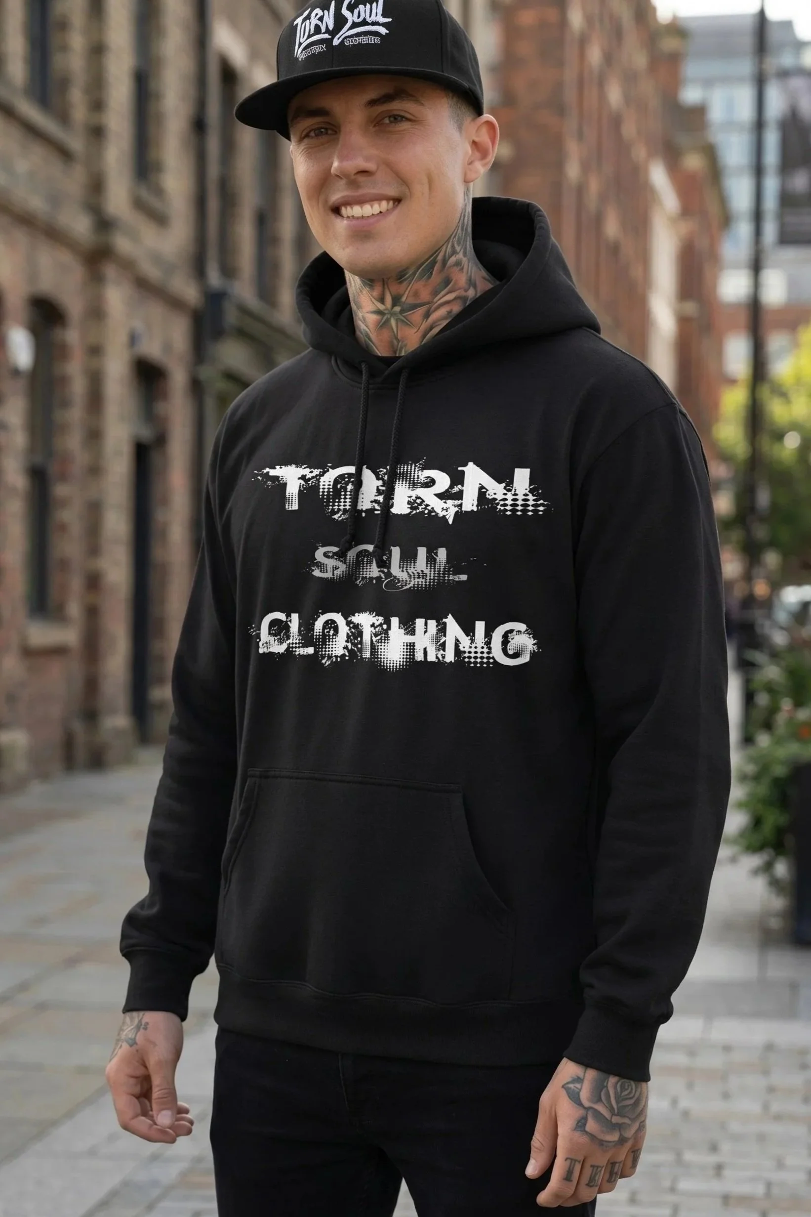 PARADOX HOODED PULLOVER