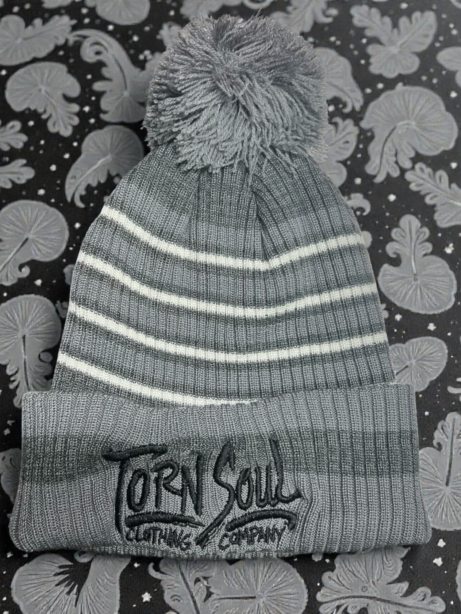 SD8 POM BEANIE