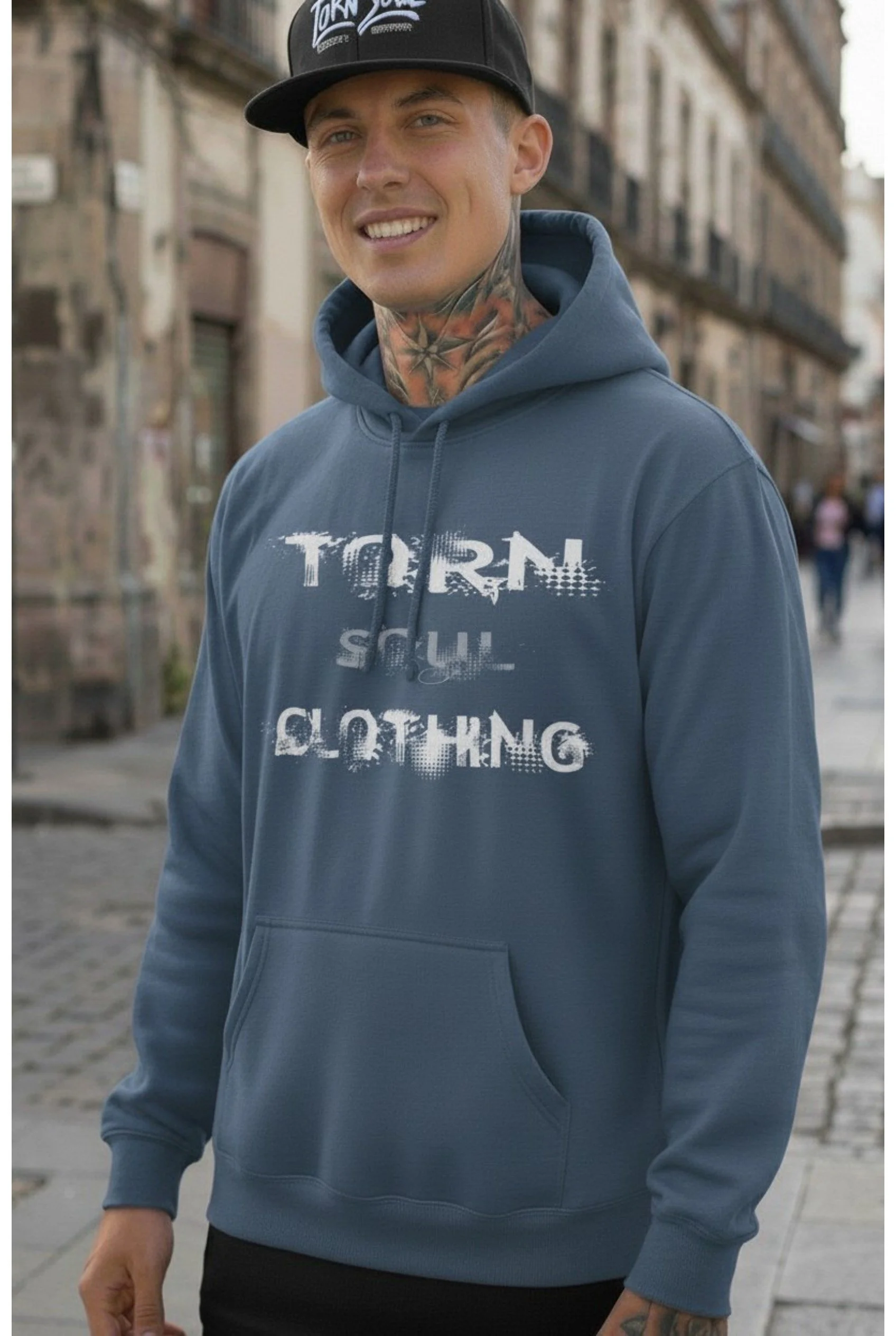 PARADOX HOODED PULLOVER