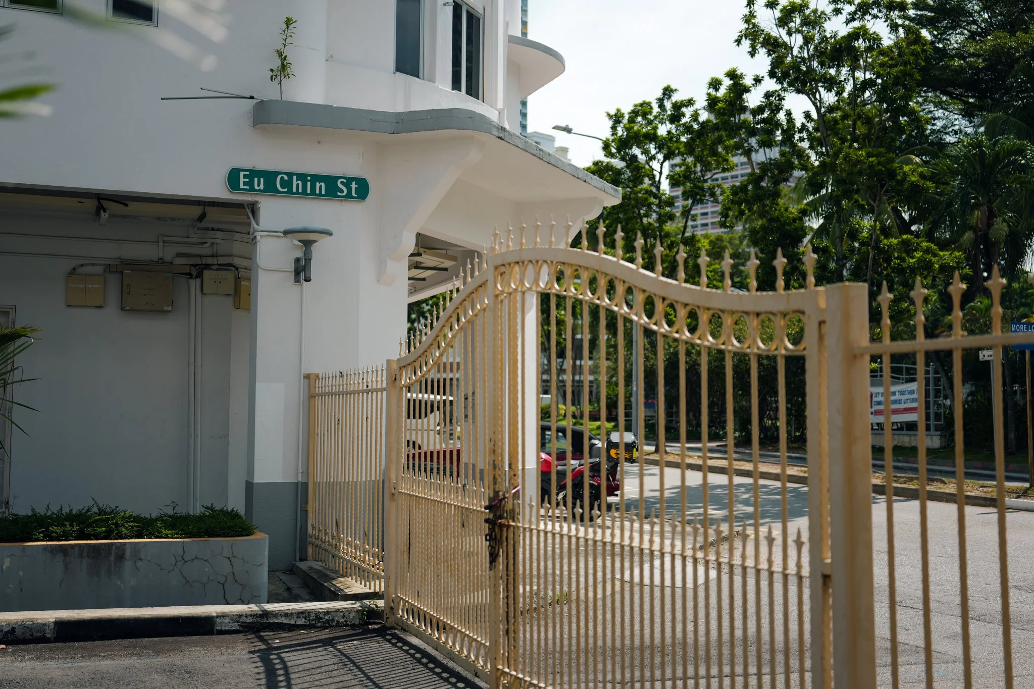 Leica Q3 43 Singapore_Tiong Bahru-16.jpg