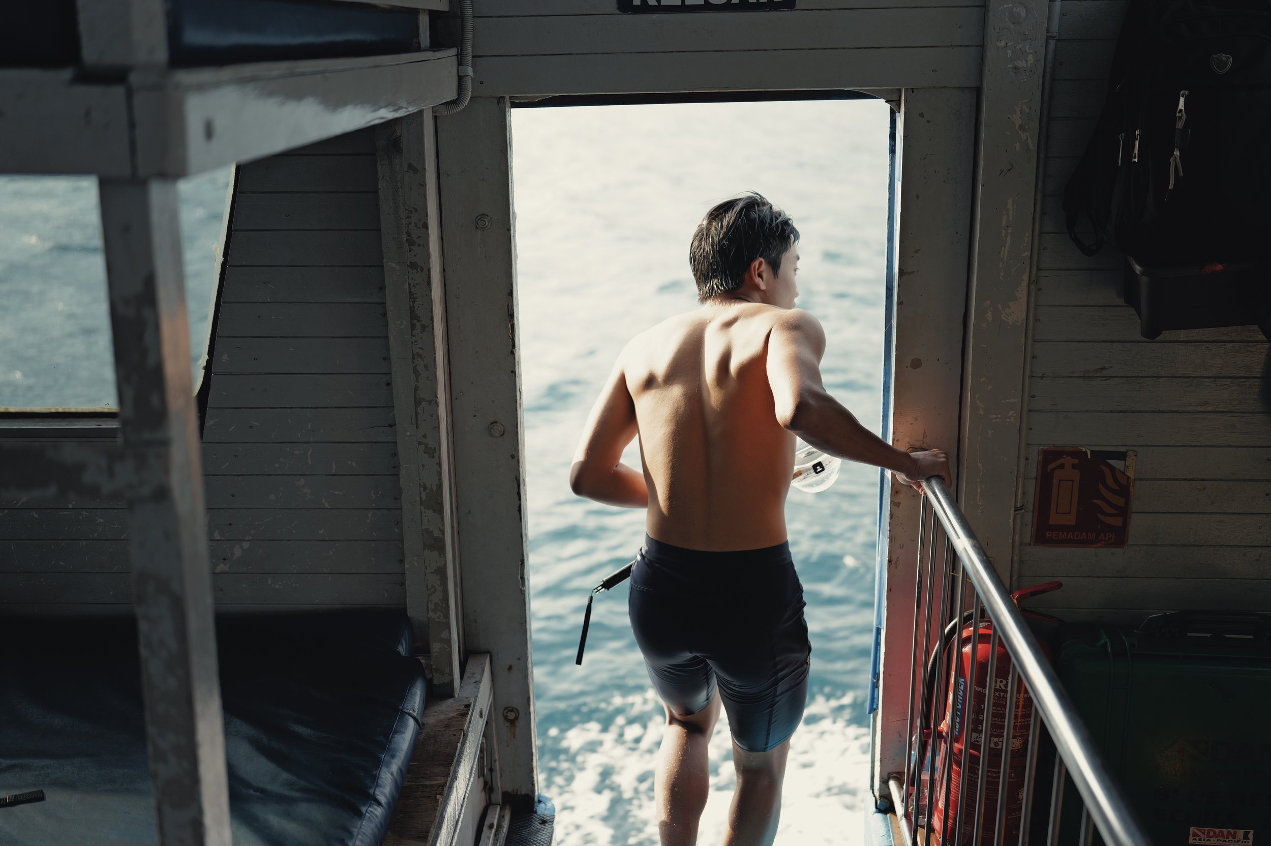 Tioman Island Underwater: Weekend Drift Through the Lens